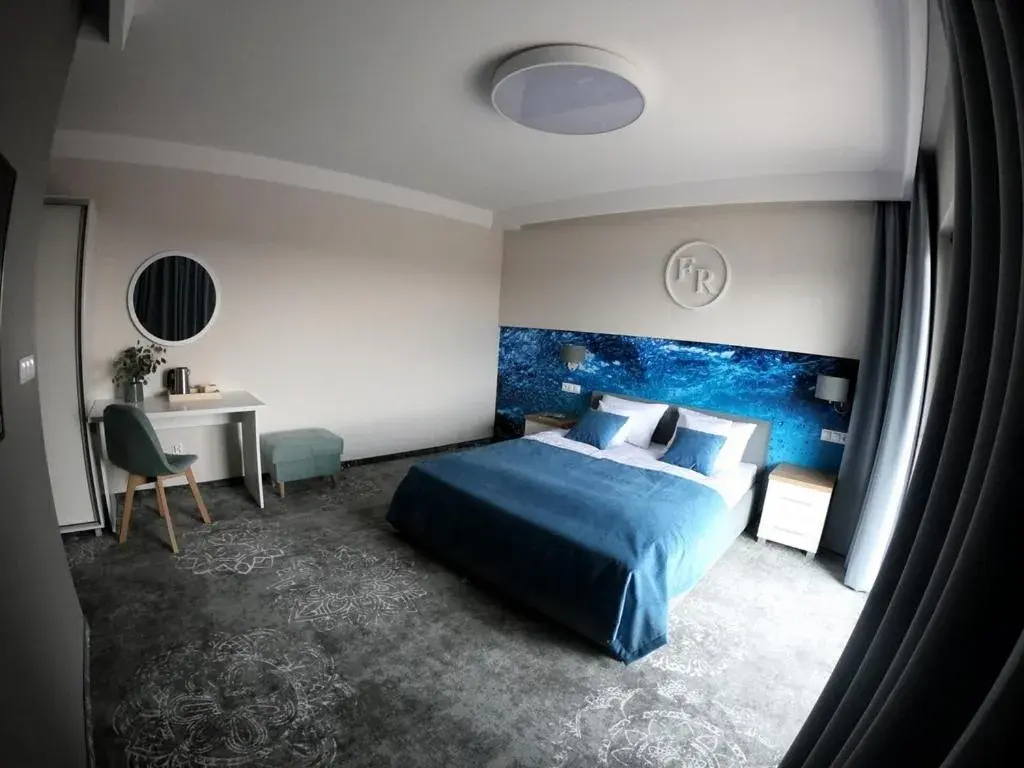 King Room with Balcony - single occupancy in Family Resort Sarbinowo King Room with Balcony - single occupancy in Family Resort Sarbinowo