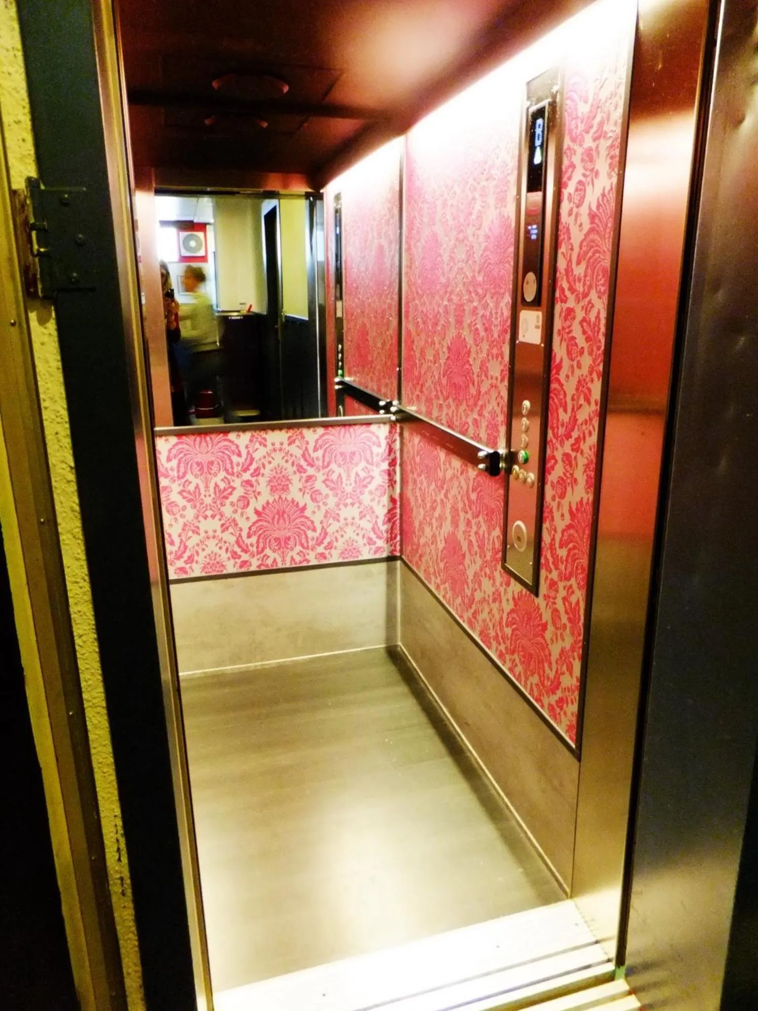 Decorative detail in Flying Pig Downtown