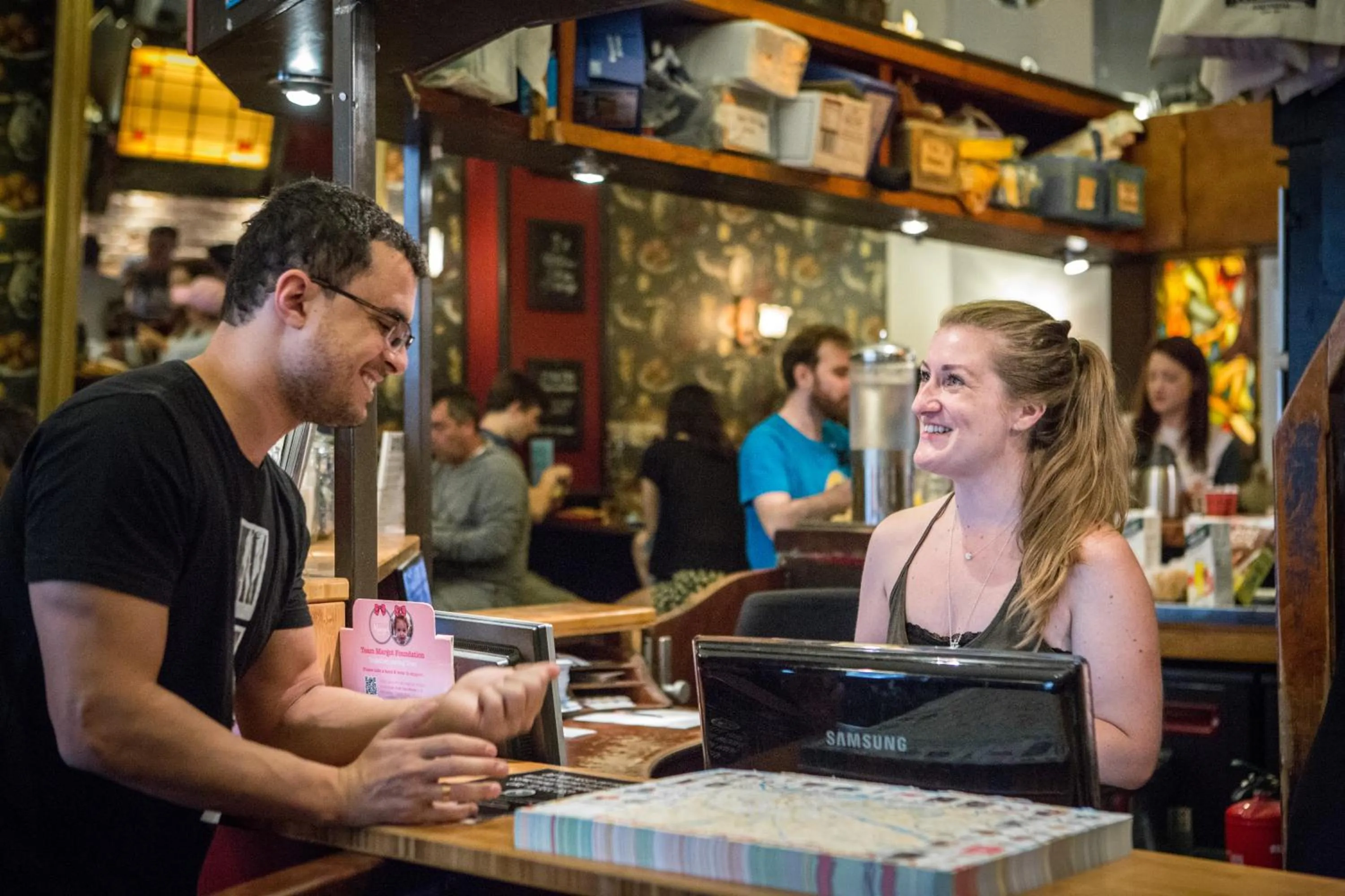 Restaurant/places to eat in Flying Pig Downtown