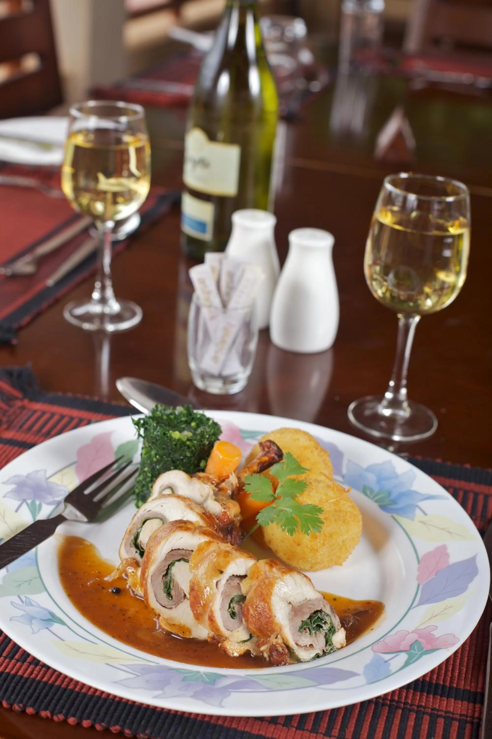 Restaurant/places to eat in Ashnil Aruba Lodge