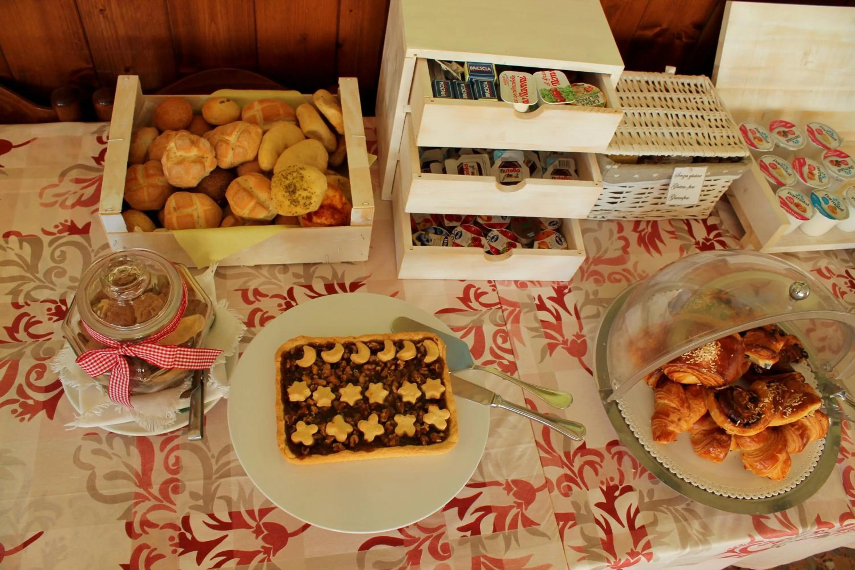Continental breakfast in Hotel Poggio d'Oro