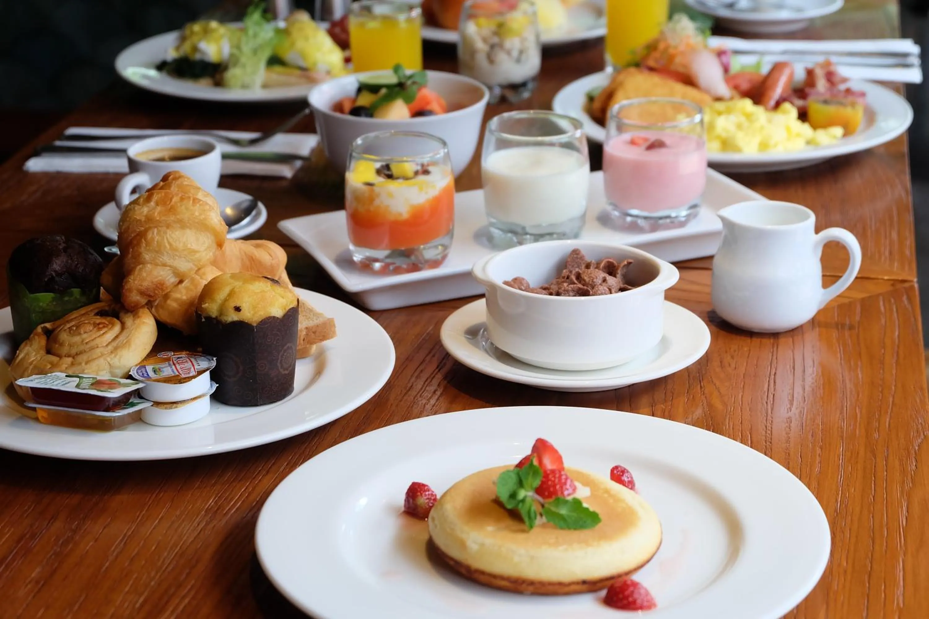 Breakfast in Sun Island Boutique Villas & Spa Seminyak