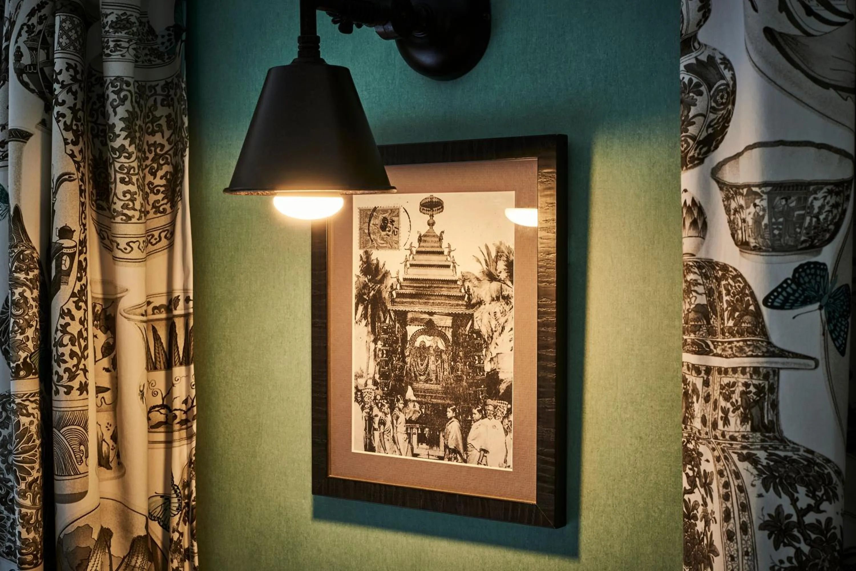 Decorative detail in R. Kipling by Happyculture