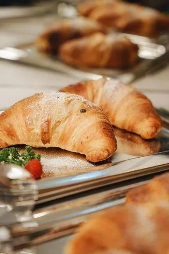 Food and drinks in Outlet Hotel