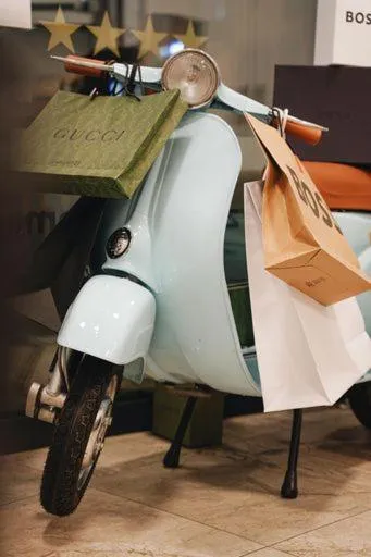 Lobby or reception in Outlet Hotel