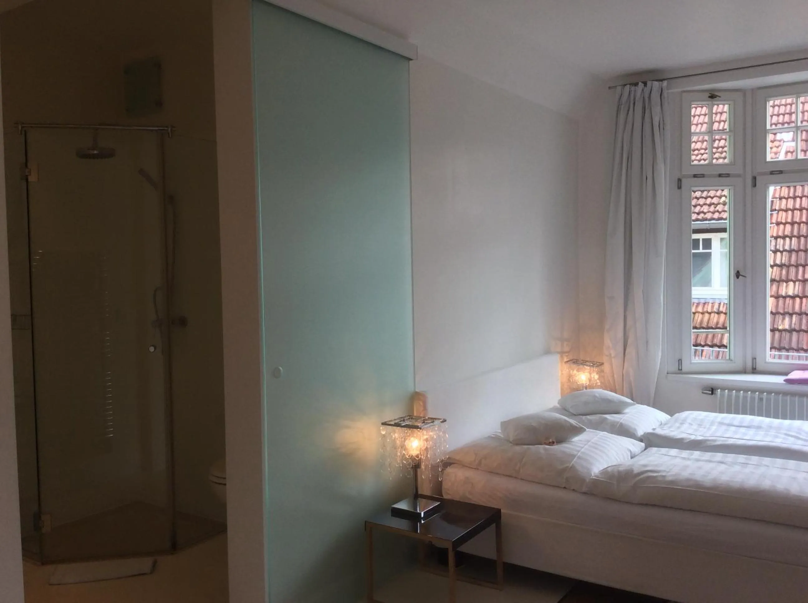 Photo of the whole room, Bed in Hotel Heidelberg Astoria