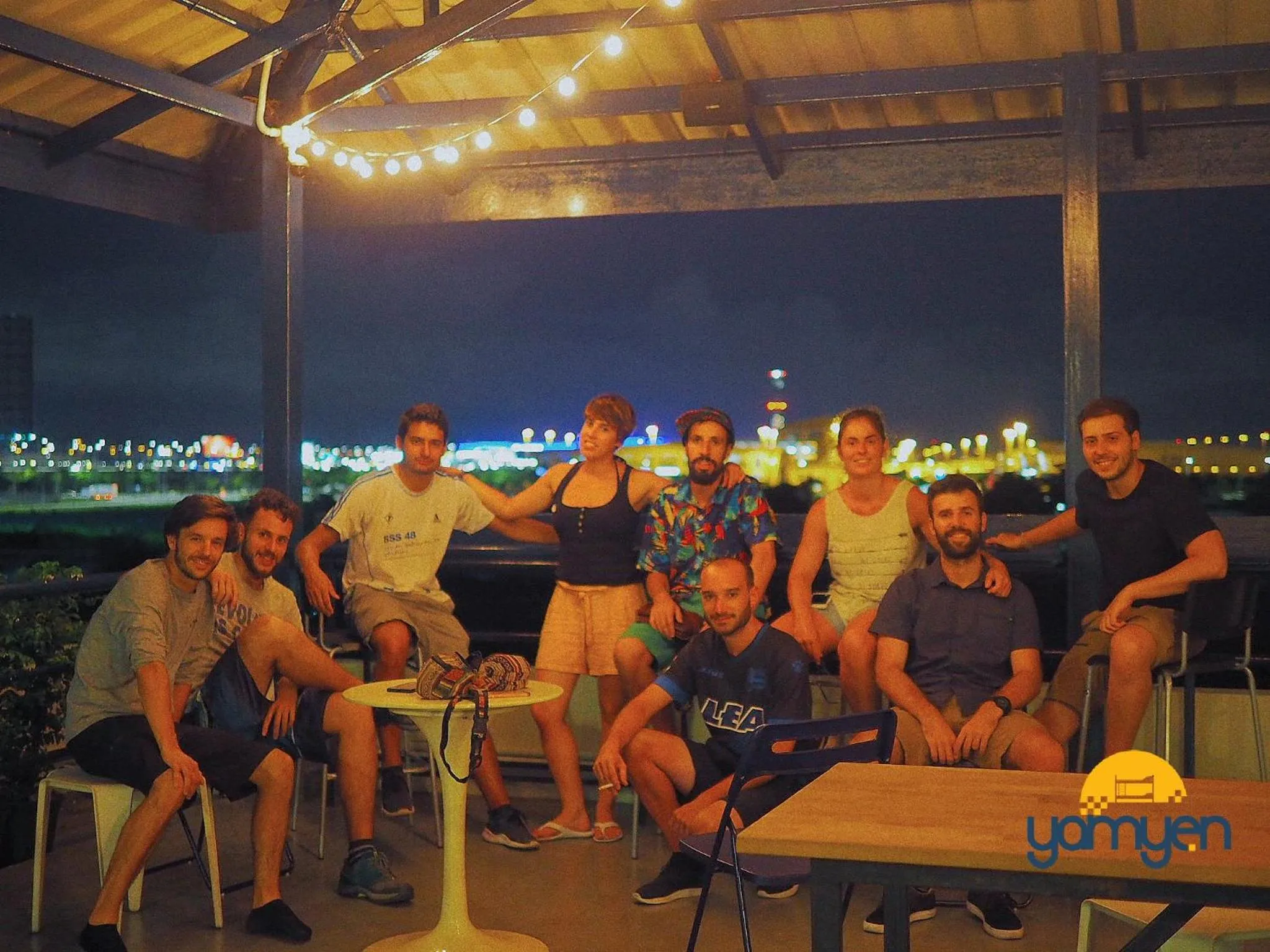 Night in Yam Yen Hostel