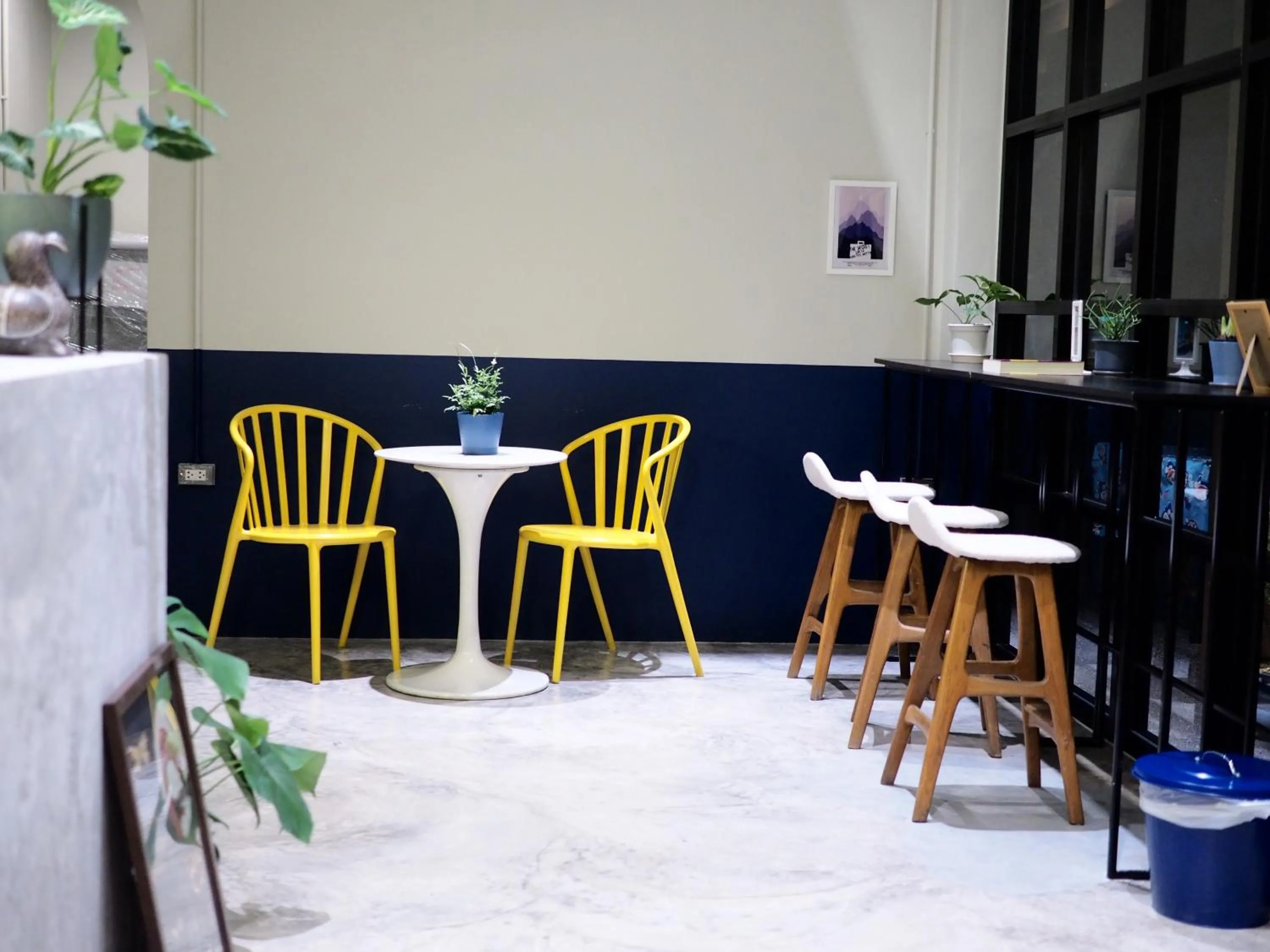 Living room in Yam Yen Hostel