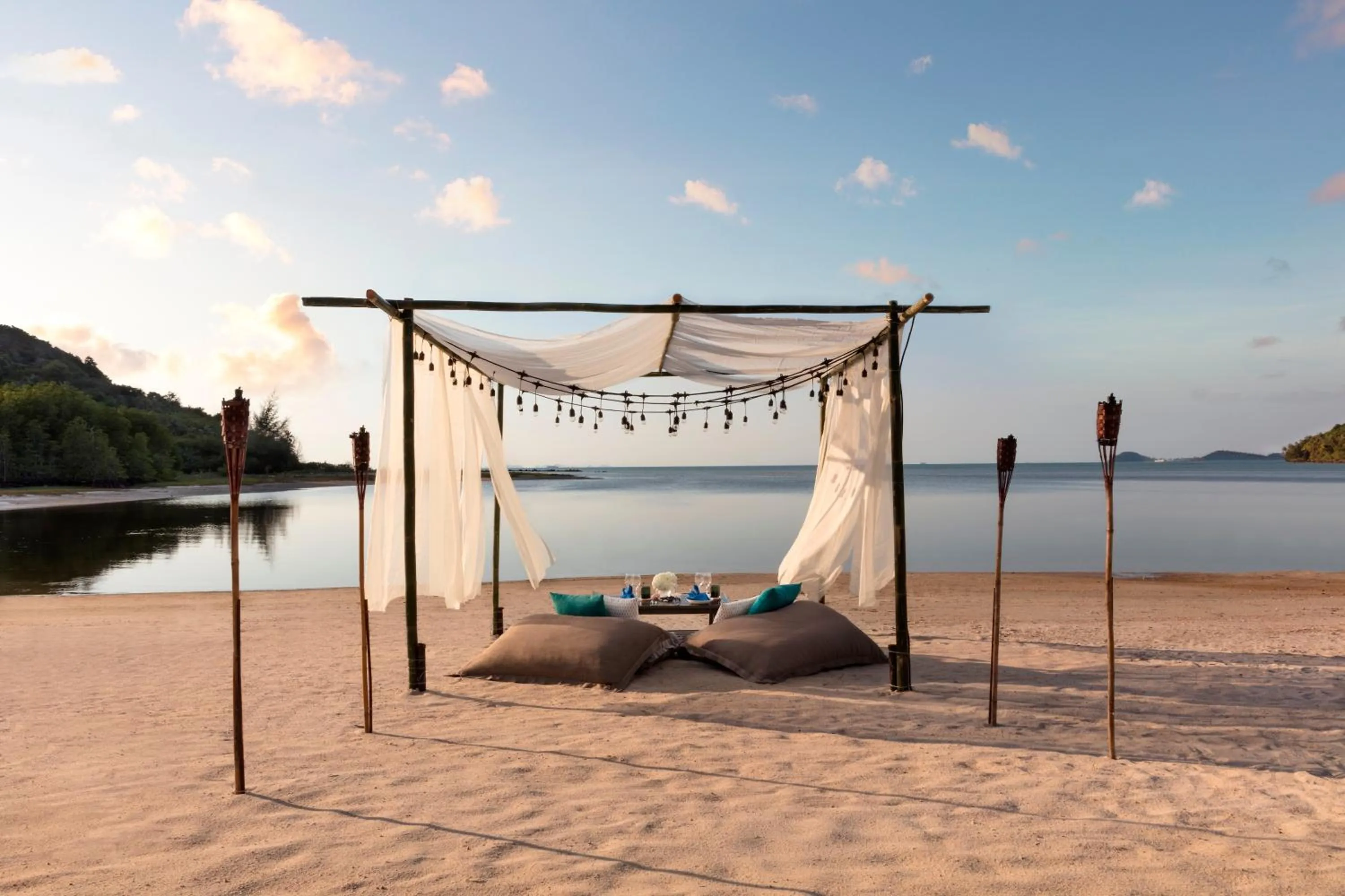 Restaurant/places to eat in Avani Plus Samui Resort