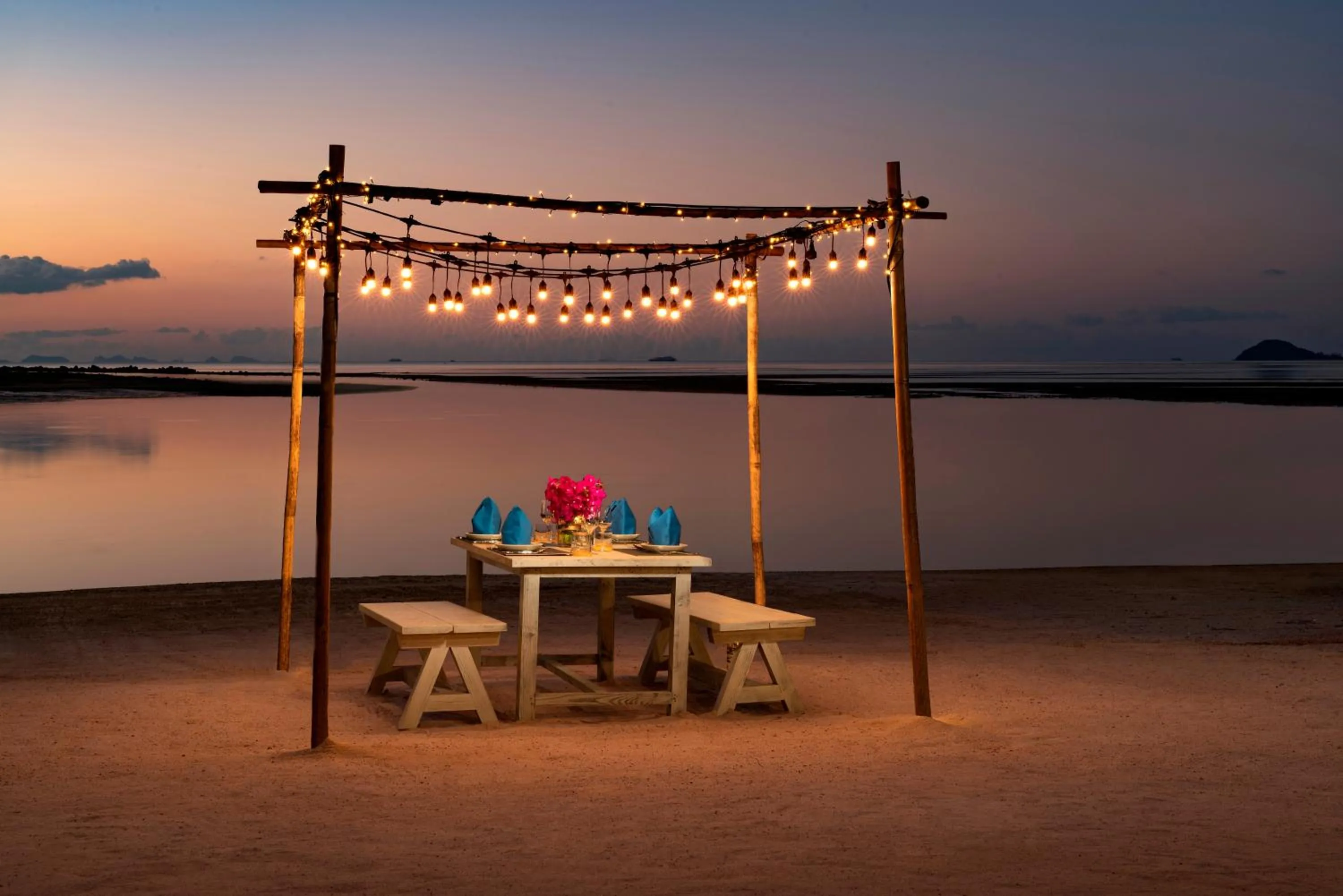 Restaurant/places to eat in Avani Plus Samui Resort