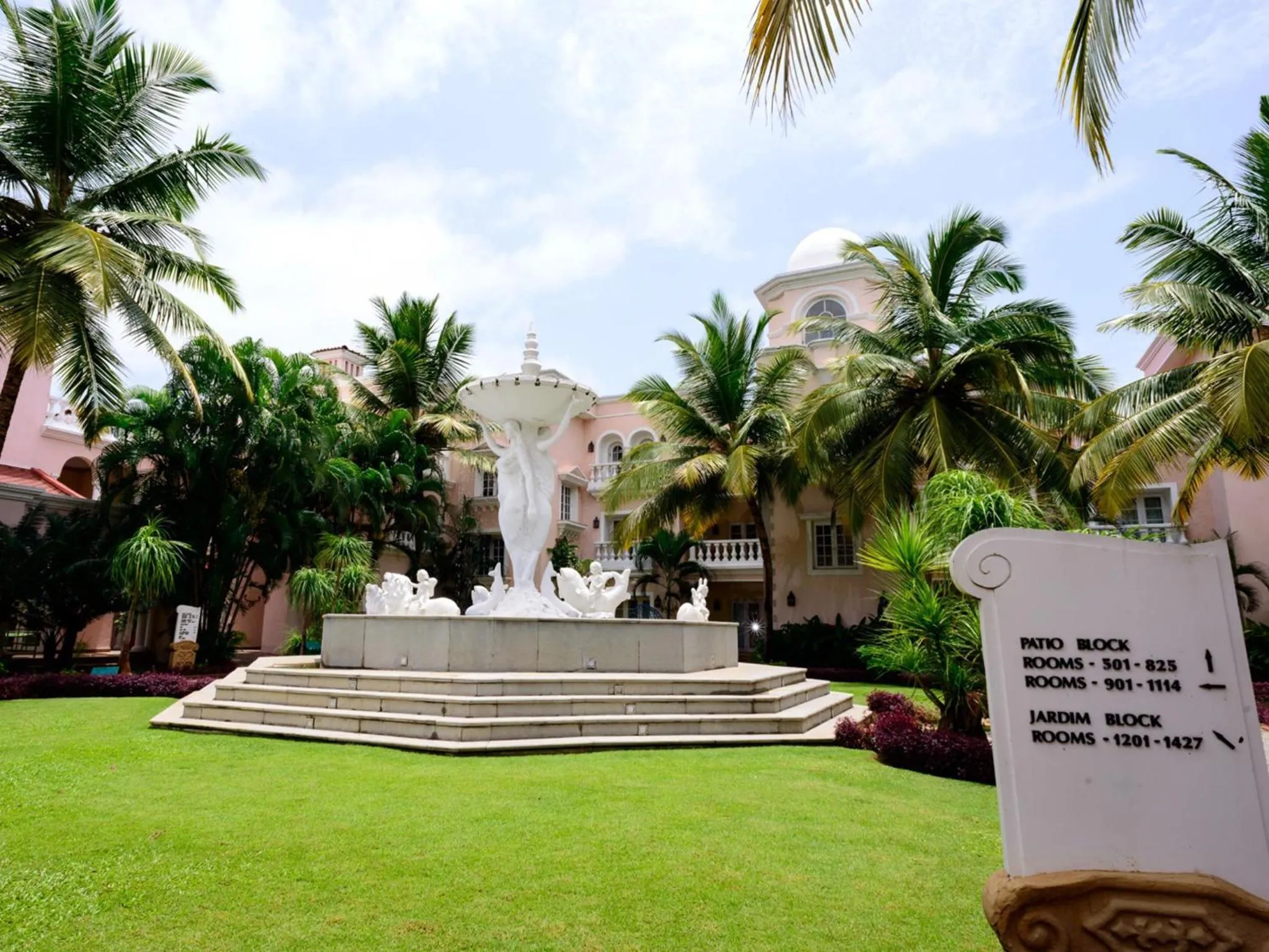 Garden in Club Mahindra Emerald Palms, Goa