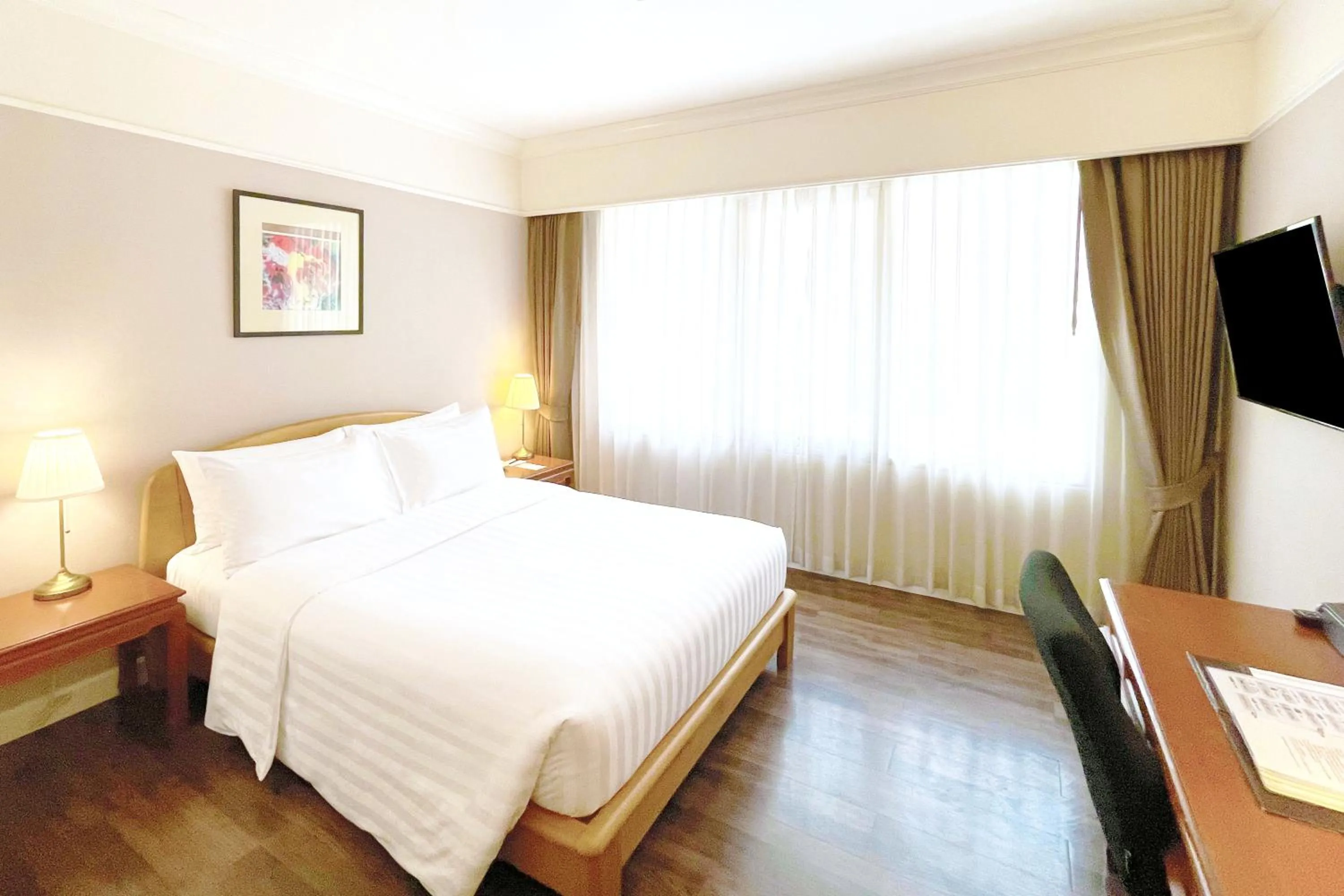 Bed in Le Siam Hotel Silom Bangkok by PCL