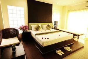 Photo of the whole room, Bed in Royal Nakara Ao Nang