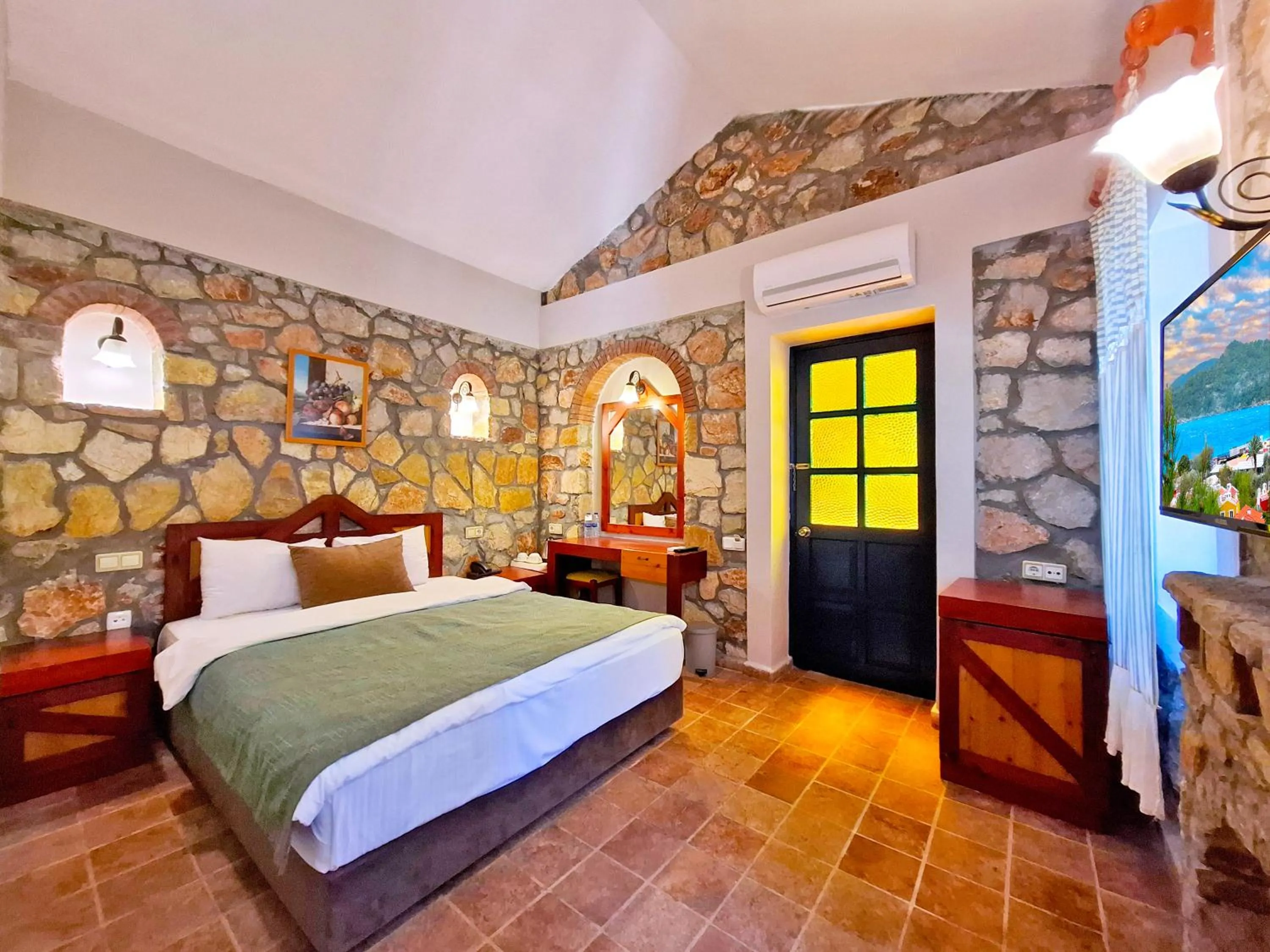 Photo of the whole room, Bed in Symbola Oludeniz Beach Hotel