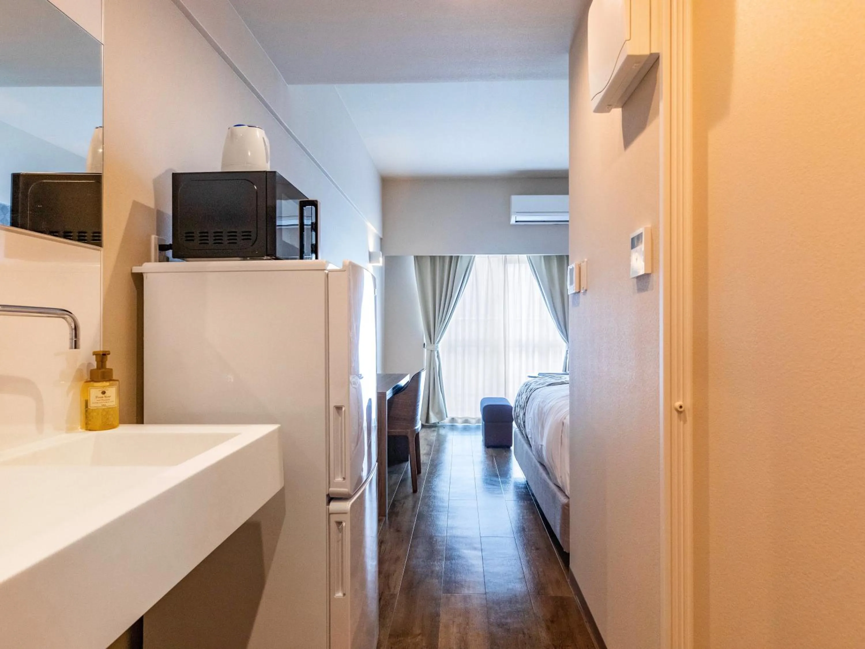 Kitchen/Kitchenette in Mr.KINJO inn KADENA