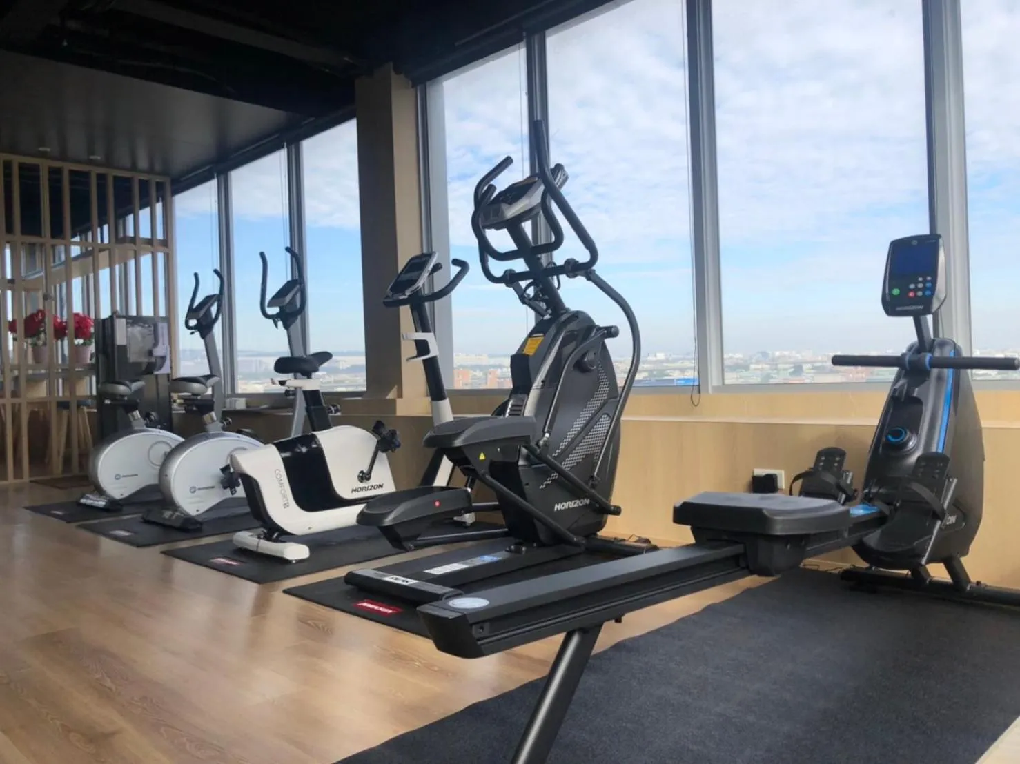 Fitness centre/facilities in Royal Roi Hotel