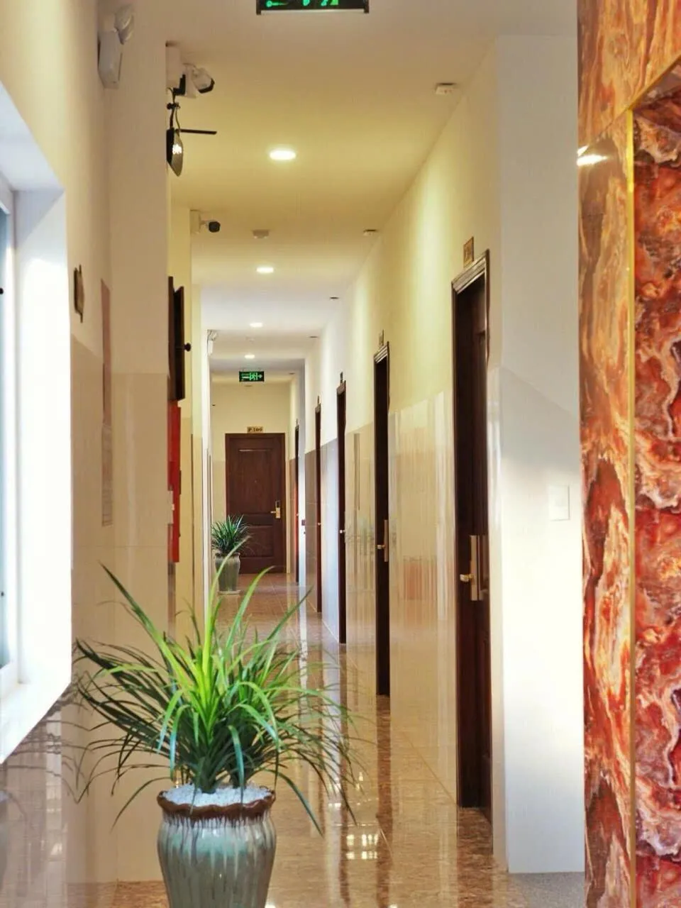 Natural landscape in KHÁCH SẠN MỸ NGỌC