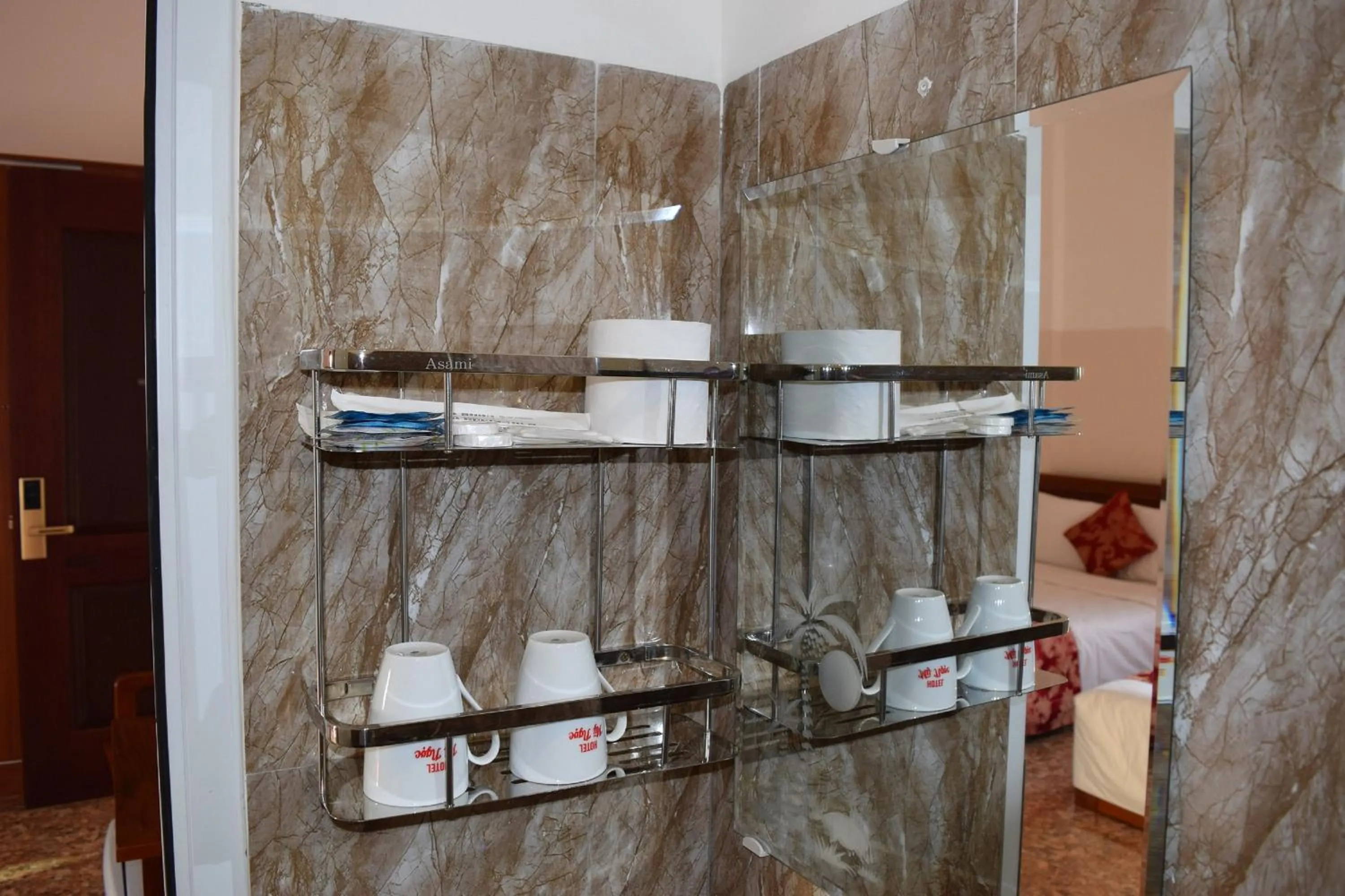 Kitchen or kitchenette in KHÁCH SẠN MỸ NGỌC