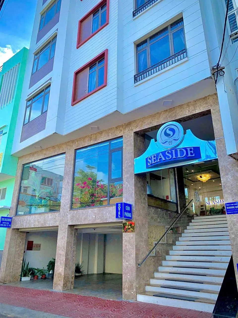 Property building in SEASIDE HOTEL