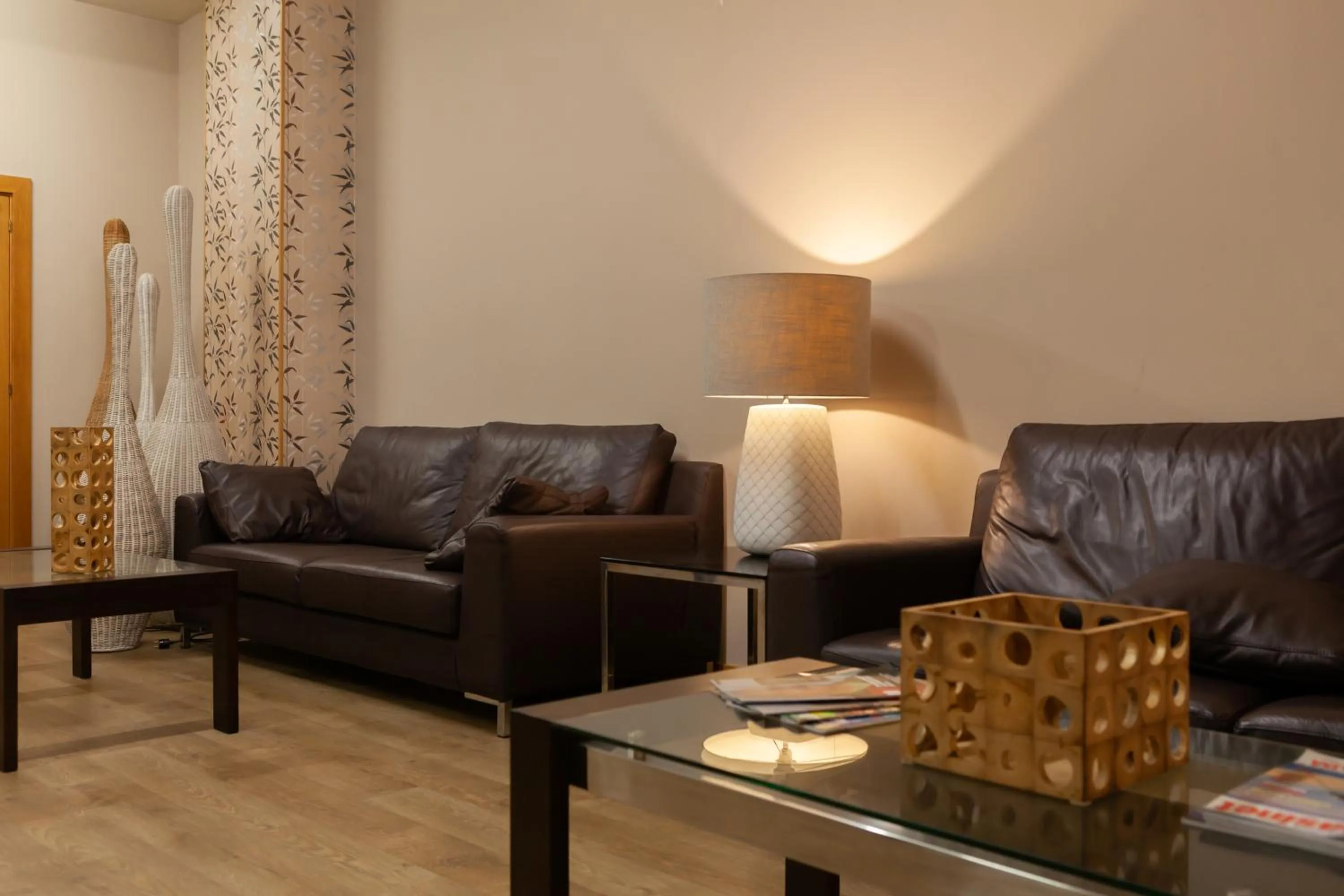 Library in Apartamentos Mediterráneo Real