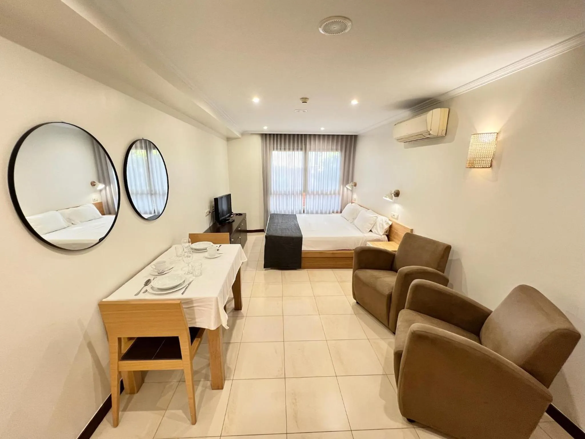 TV and multimedia, Bed in Apartamentos Mediterráneo Real