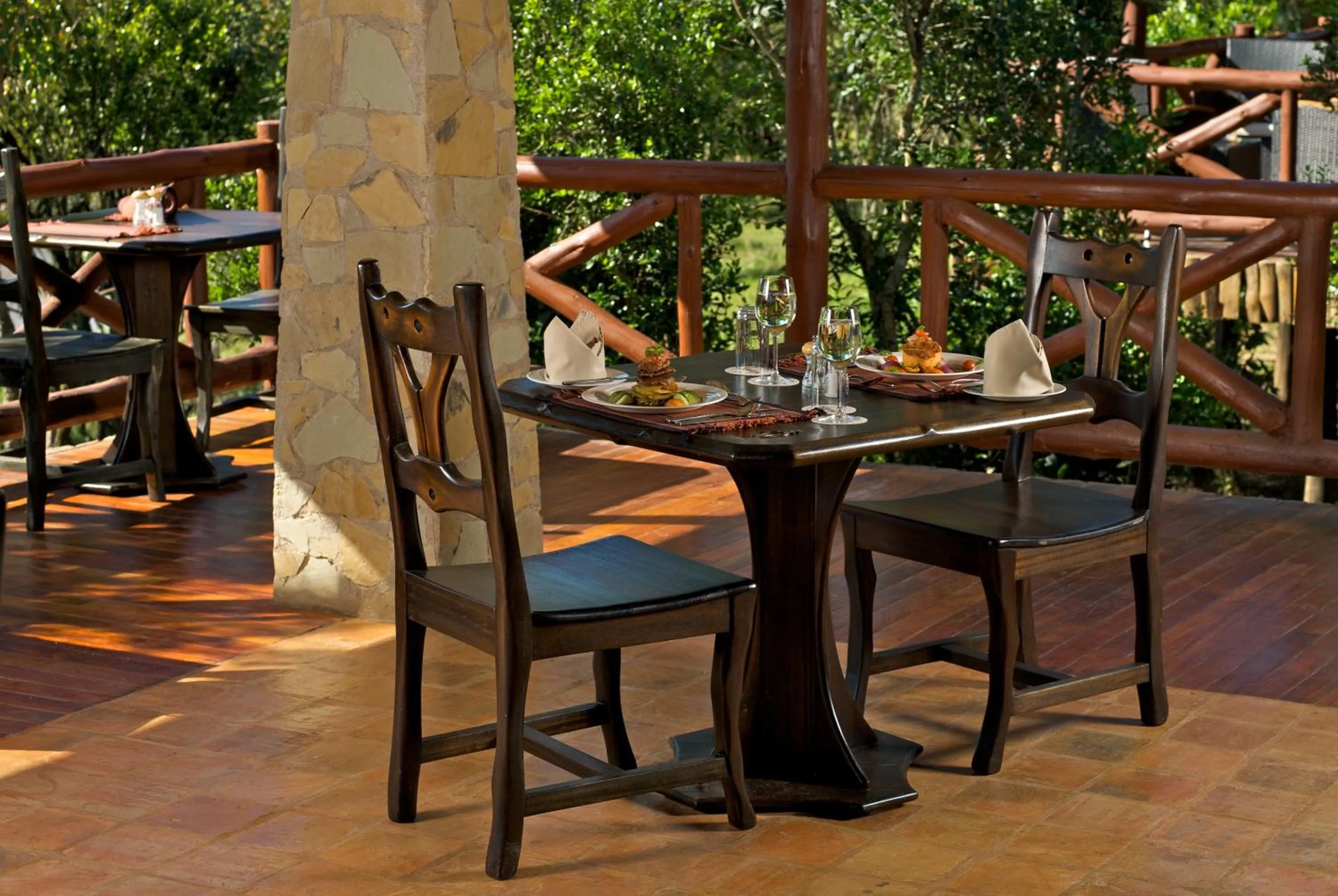 Restaurant/places to eat in Ashnil Mara Camp