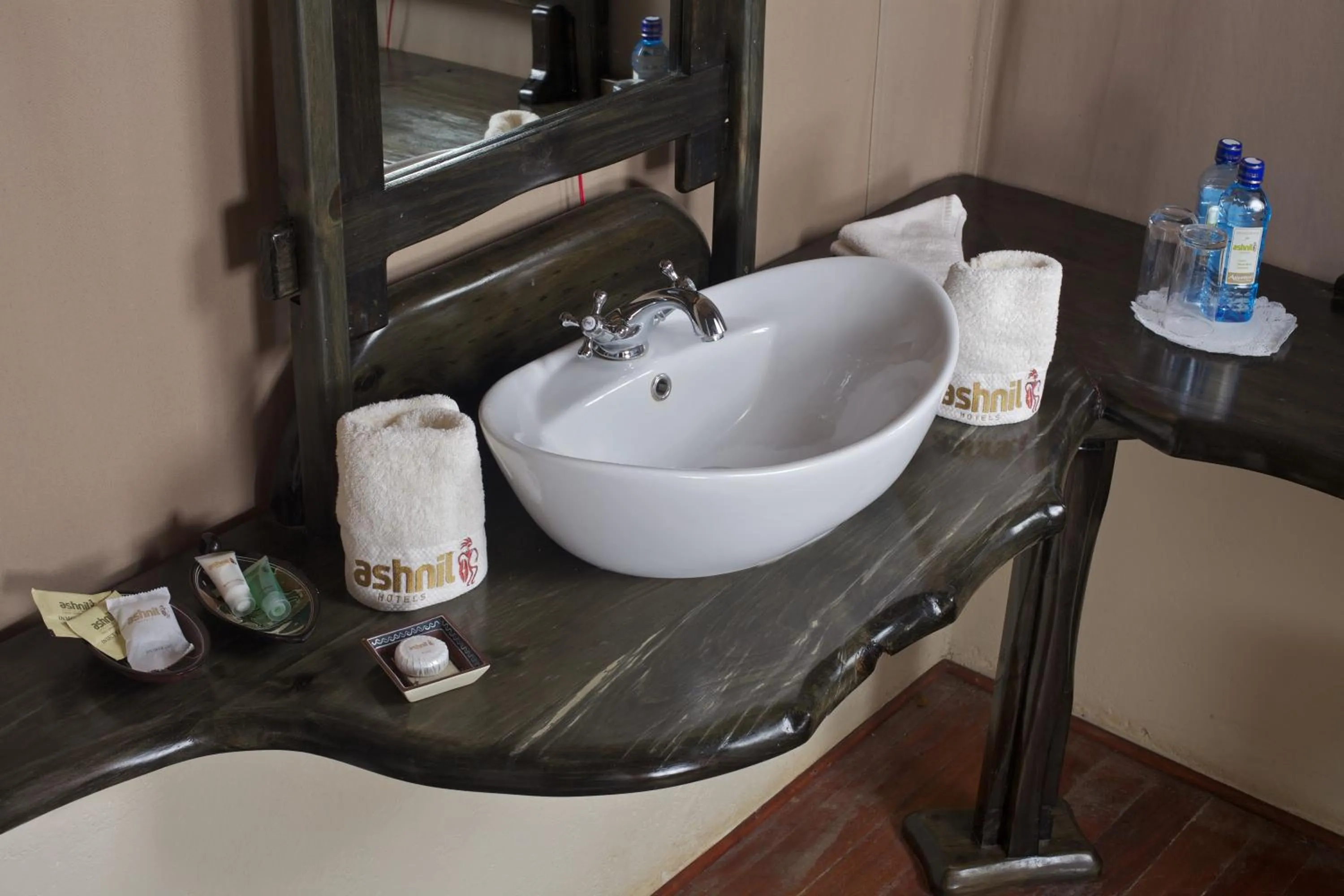 Bathroom in Ashnil Mara Camp