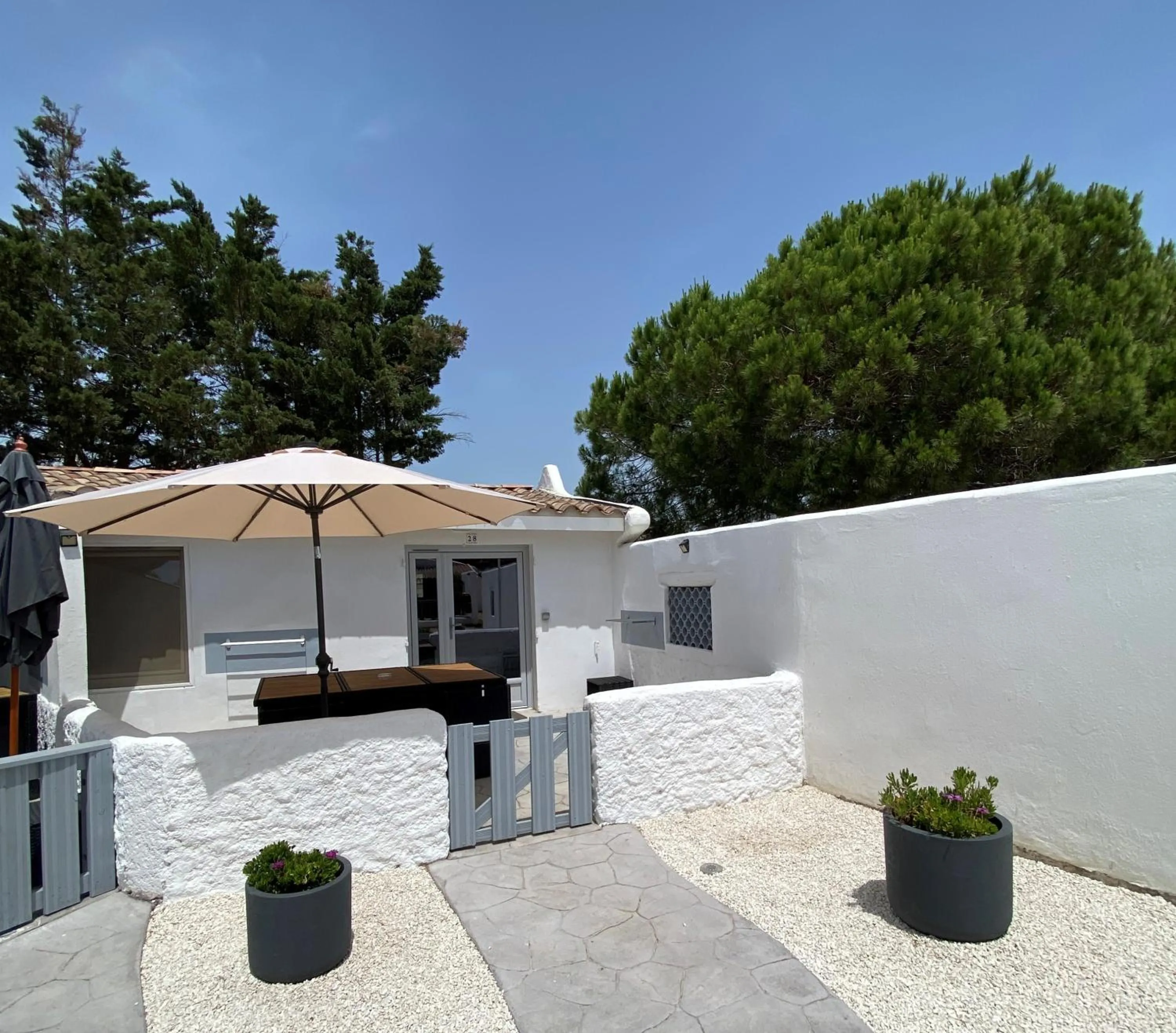 Patio in Hotel Mas des Lys