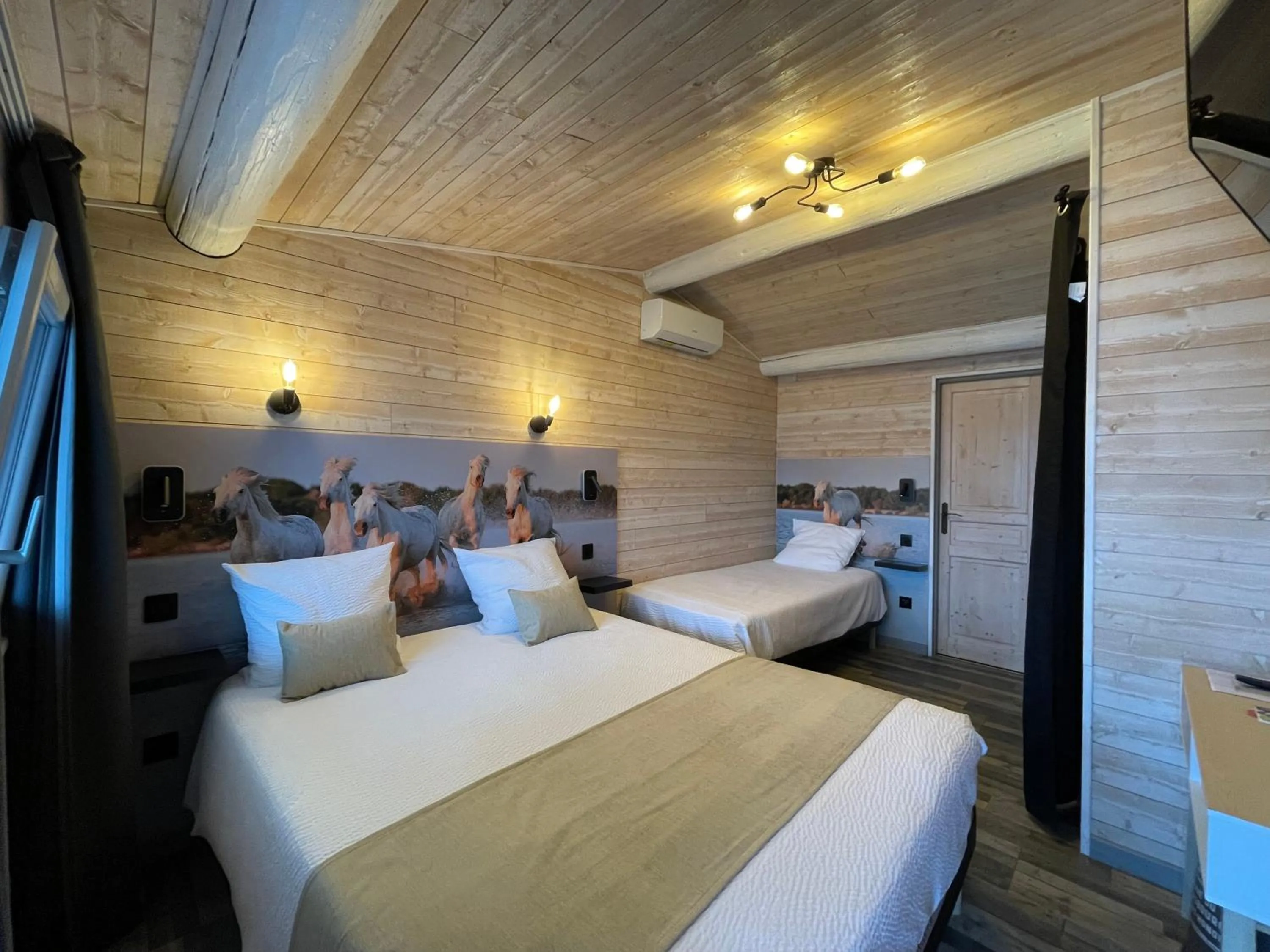 Bed in Hotel Mas des Lys