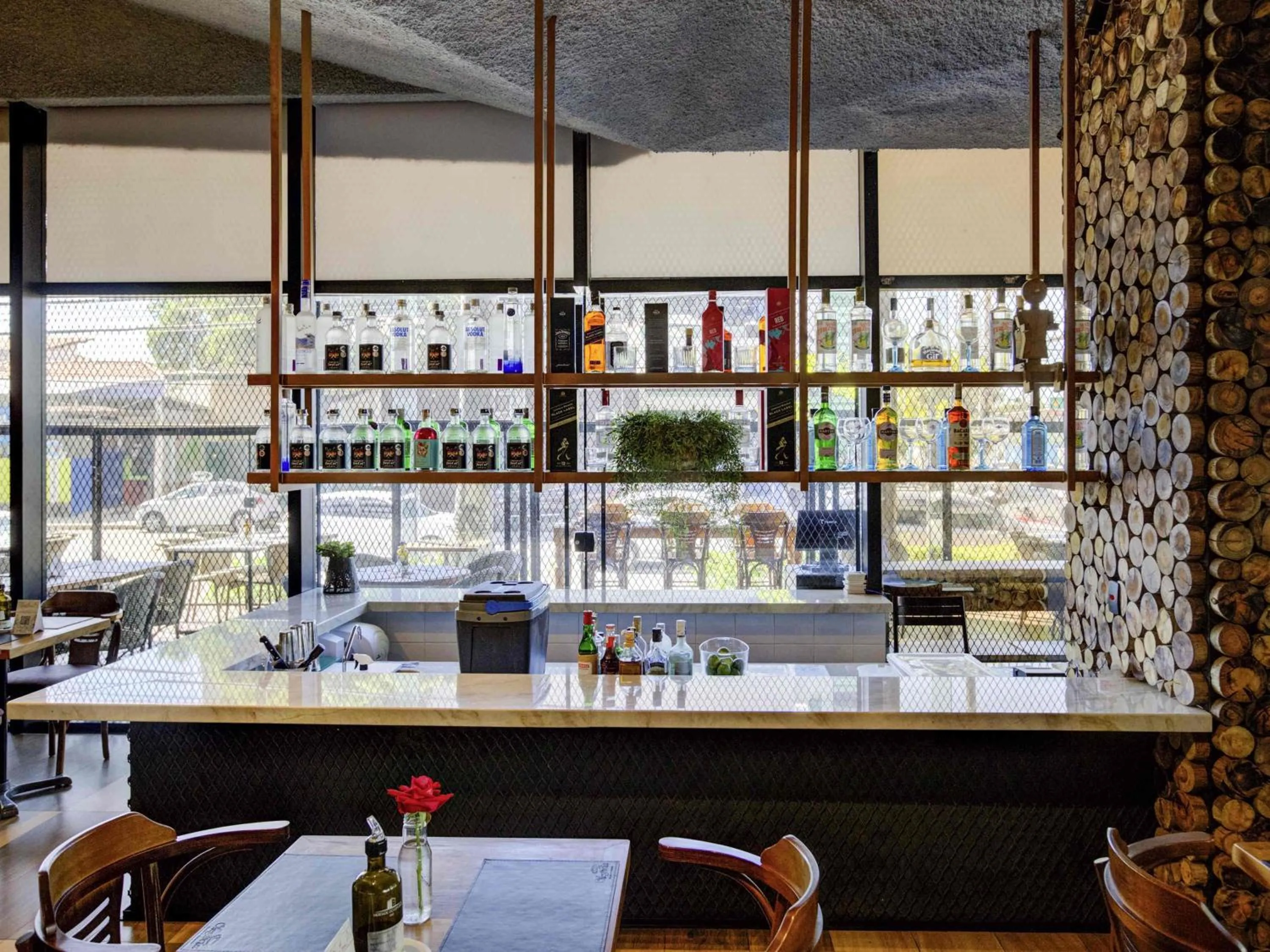 Lounge or bar in ibis Vitoria Praia do Canto