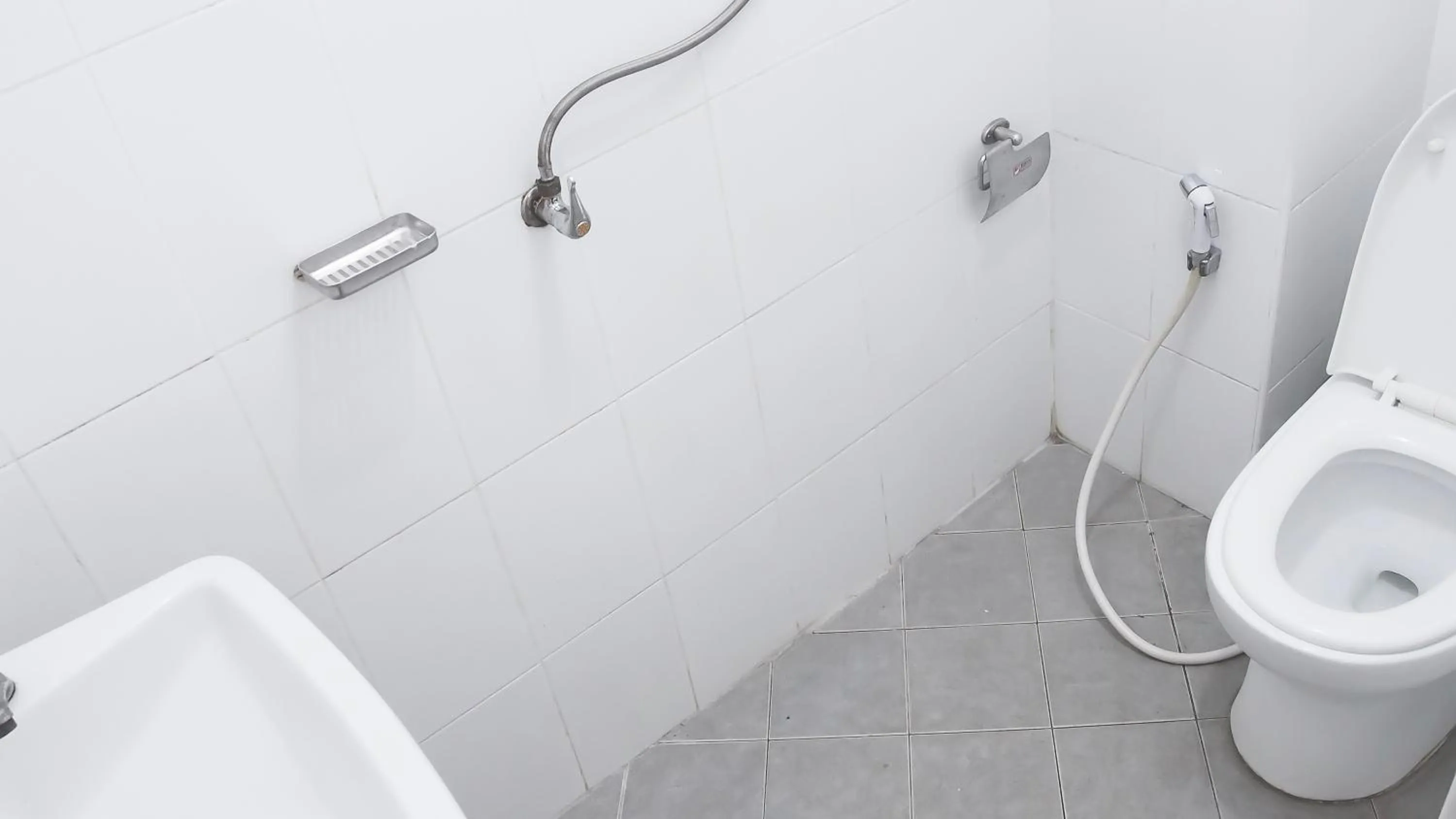 Shower in ฤกษ์ดี RerkDee bed and Breakfast