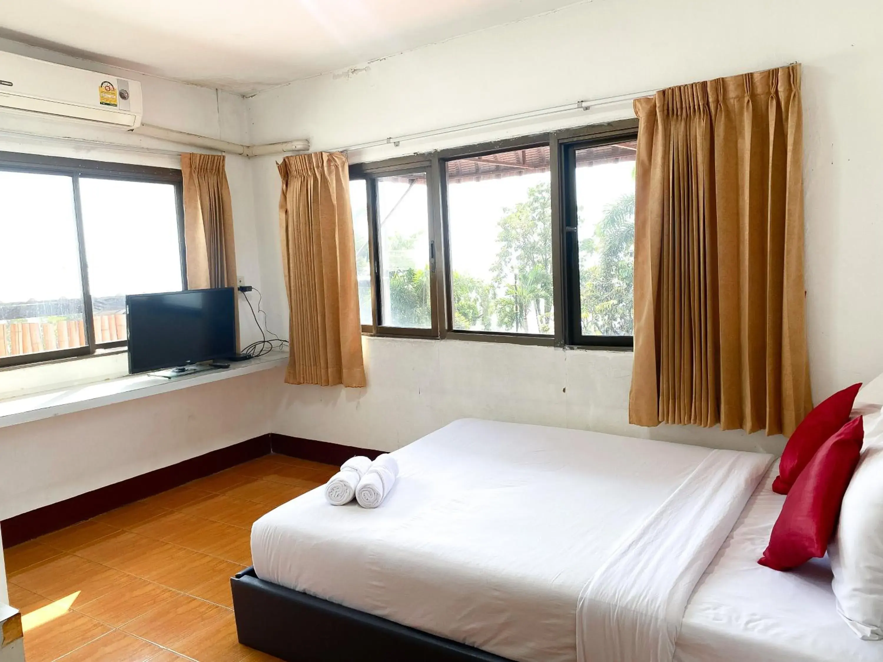 Double Room with Lake View in ฤกษ์ดี RerkDee bed and Breakfast Double Room with Lake View in ฤกษ์ดี RerkDee bed and Breakfast