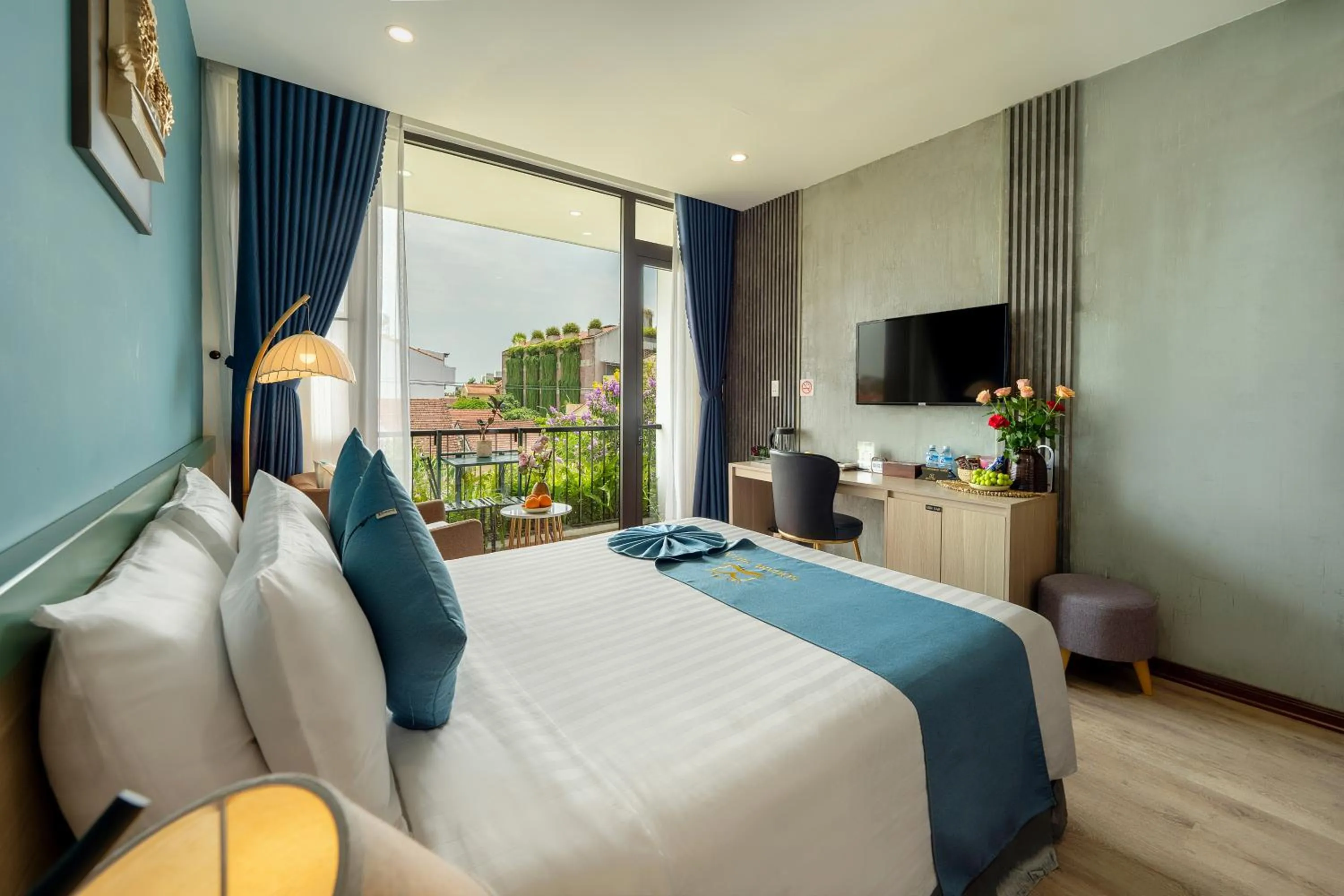 Bed in Square Villa Hoi An