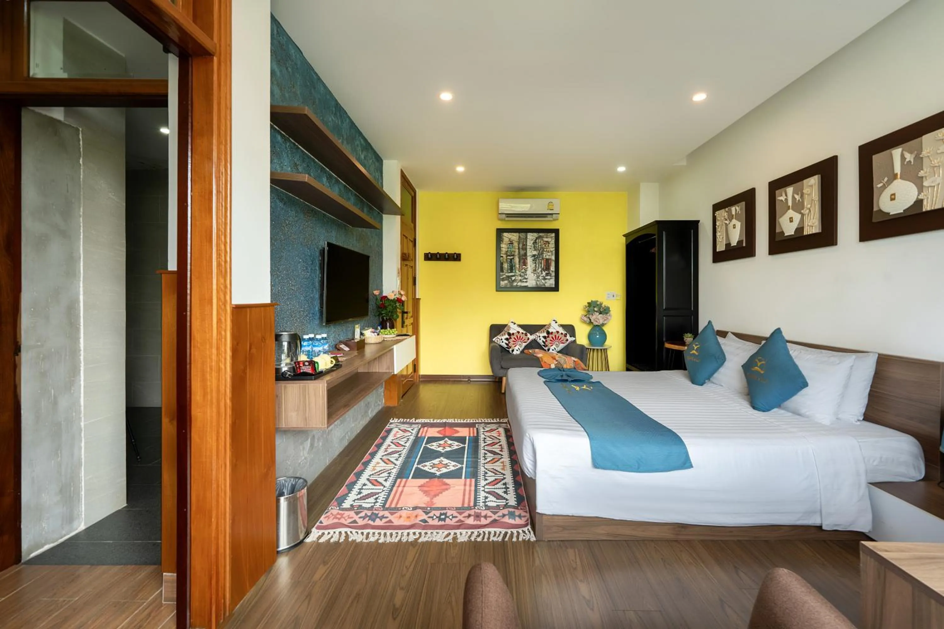 Bed in Square Villa Hoi An