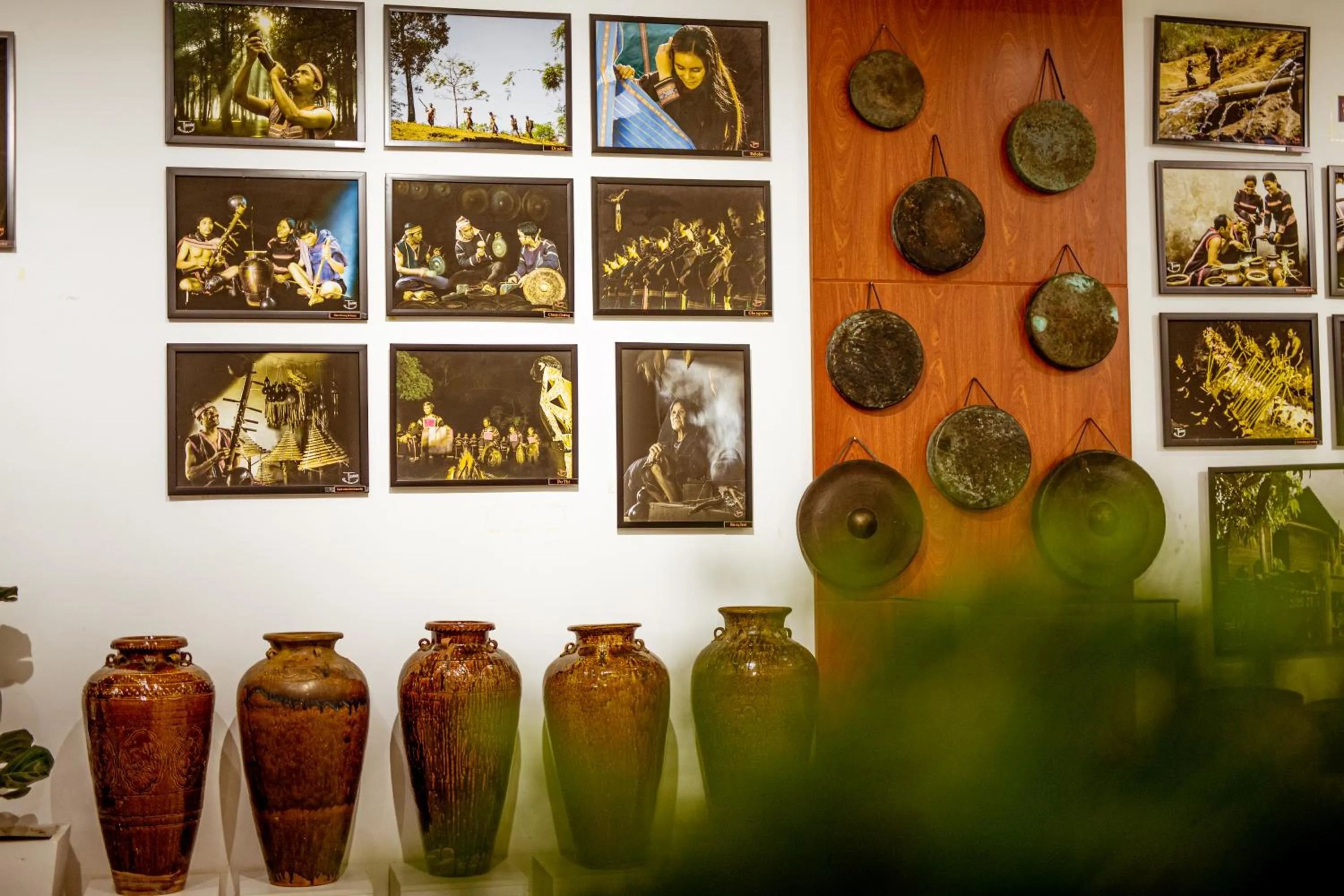 Communal lounge/ TV room in Nhat Quang Hotel