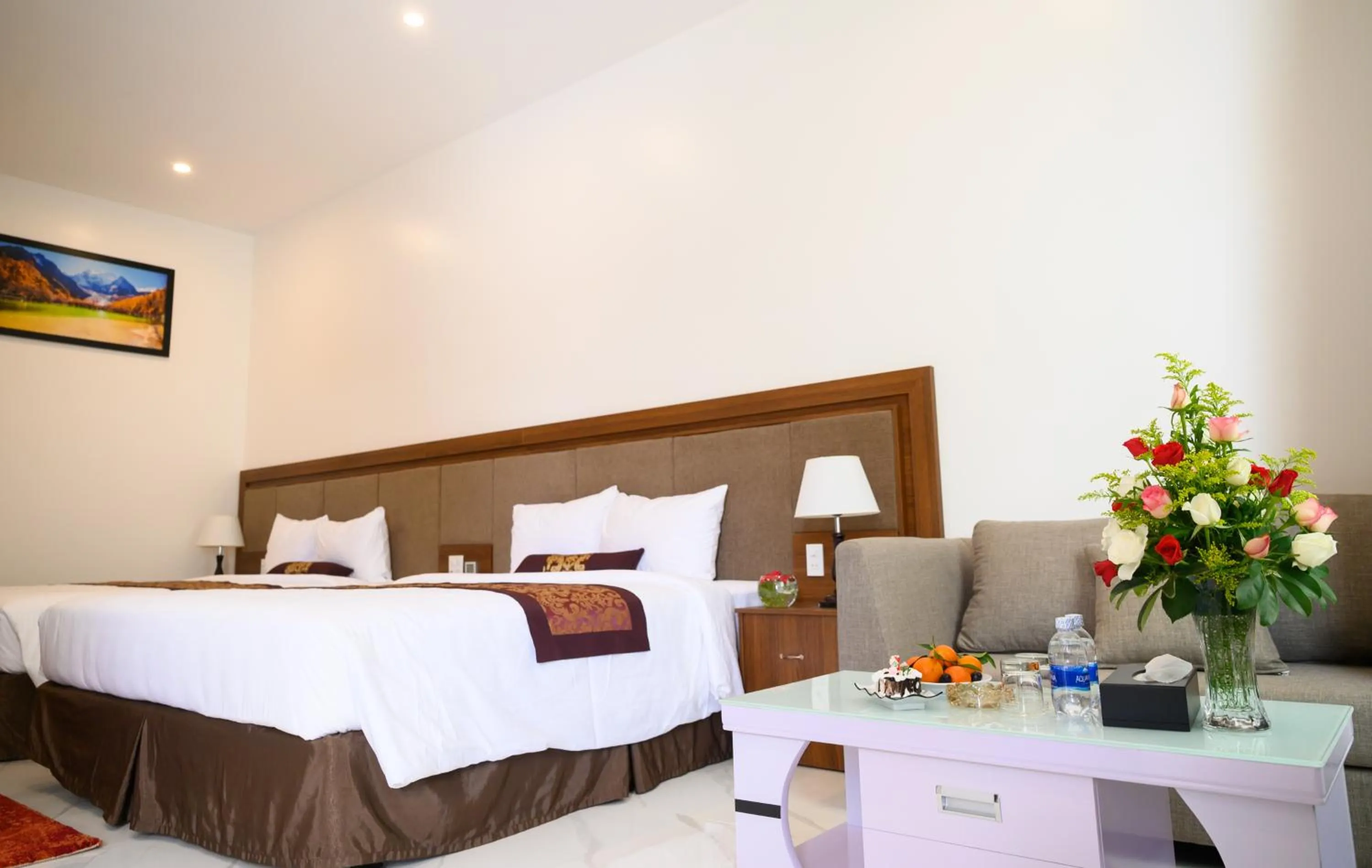 Bed in Nhat Quang Hotel