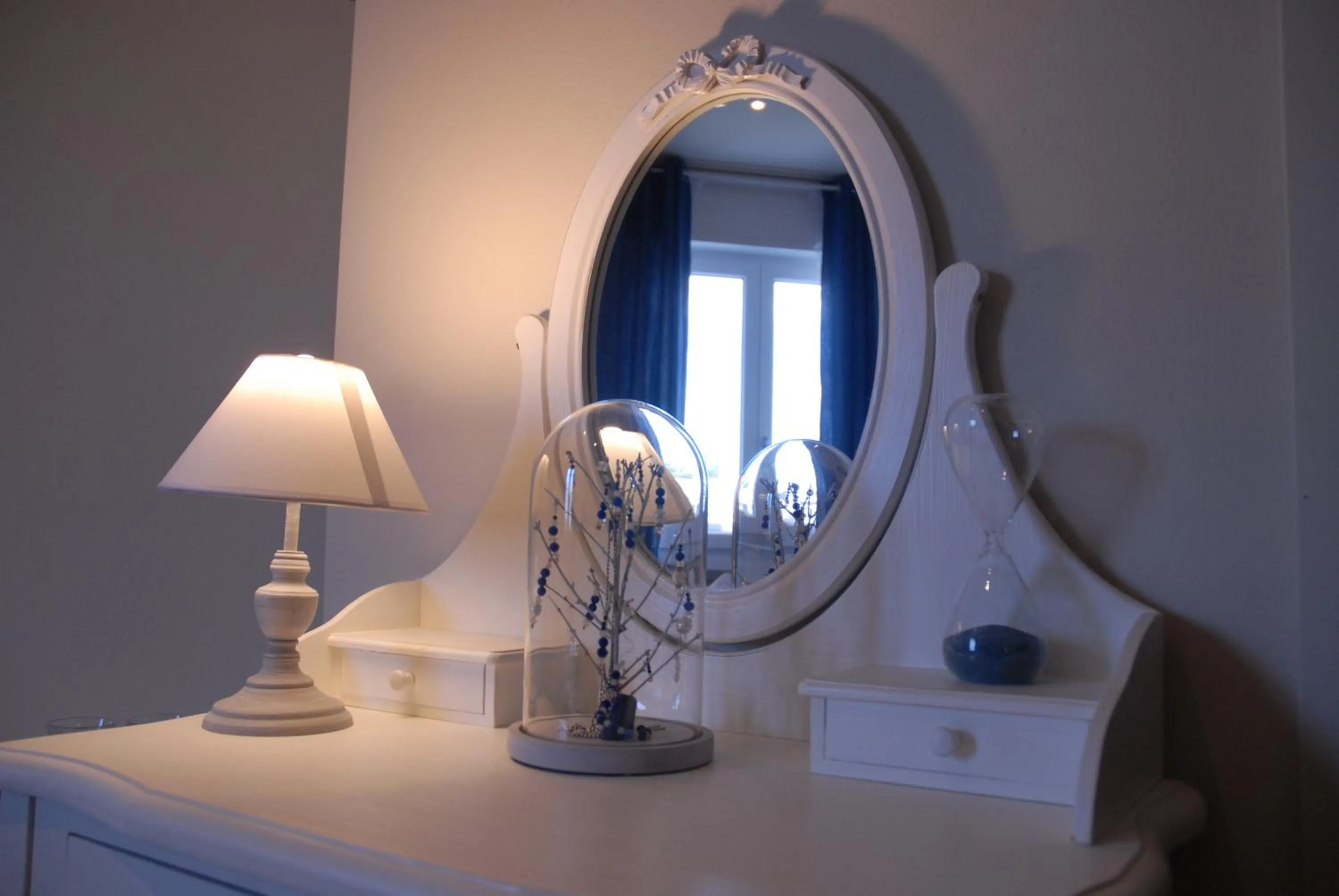 Decorative detail in Romantic Home