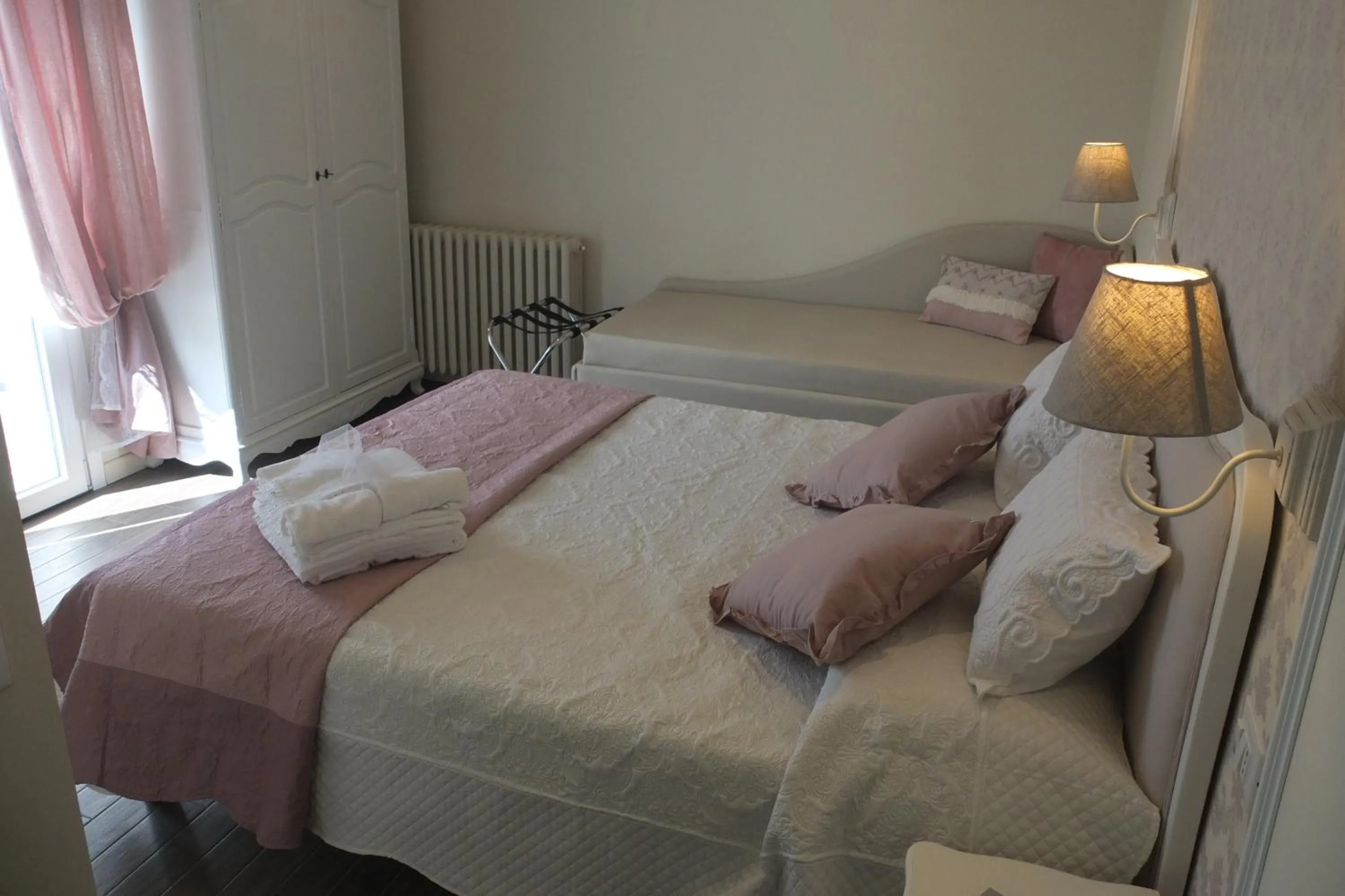 Photo of the whole room, Bed in Romantic Home