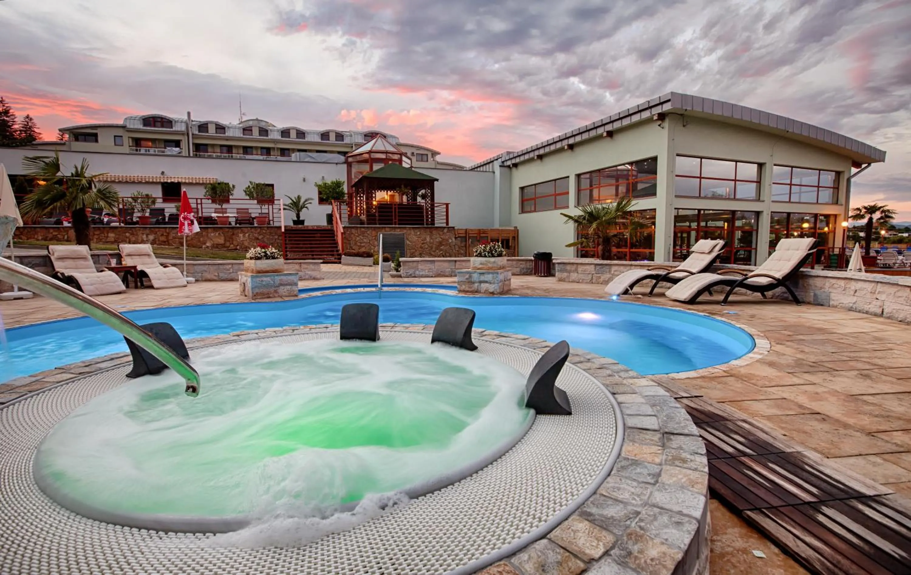 Swimming pool in Wellness & Spa Hotel Kaskady