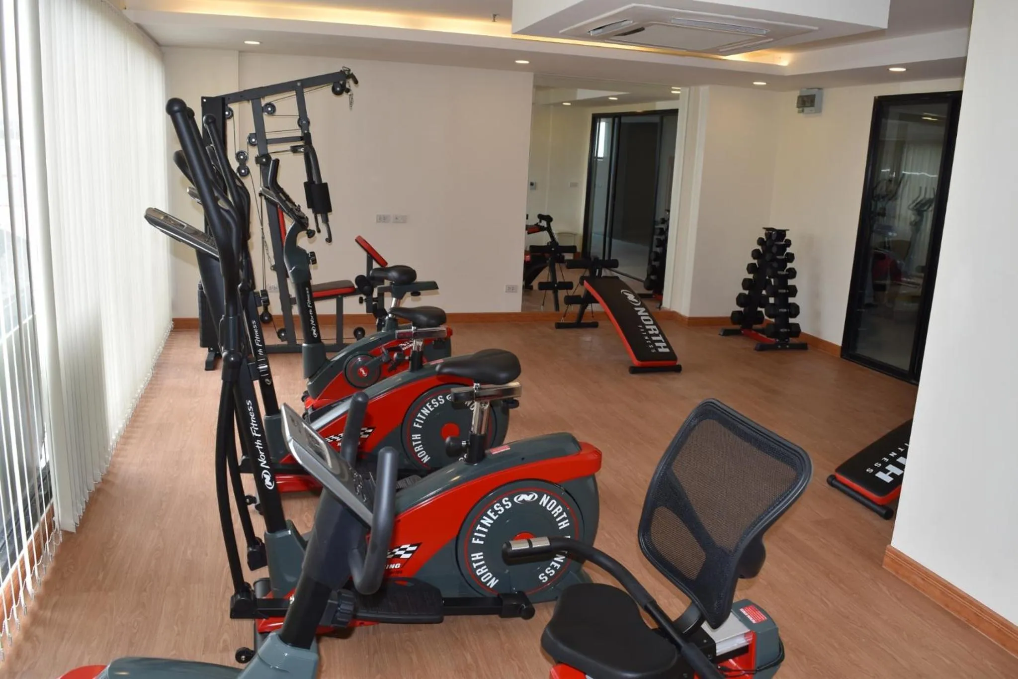 Fitness centre/facilities in Golden Jomtien Beach Hotel