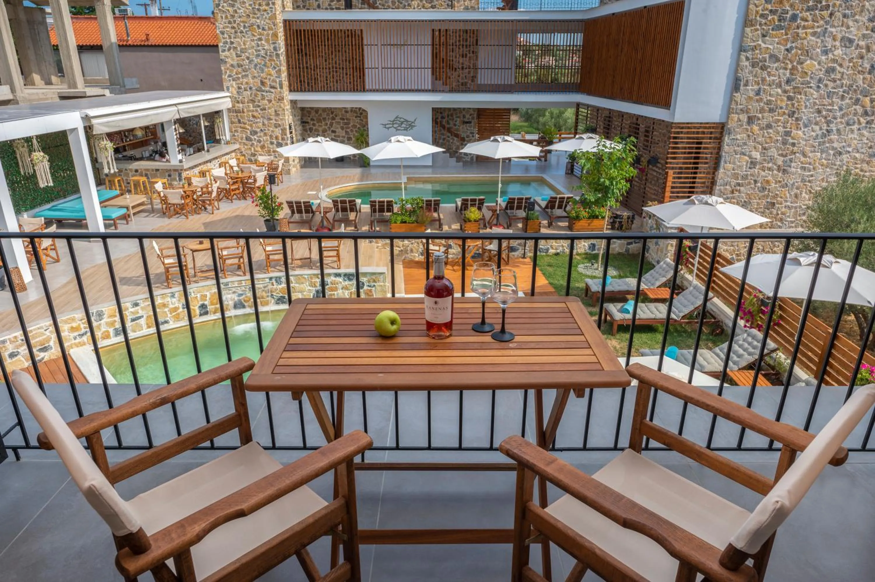 Day in Dandelion Suites