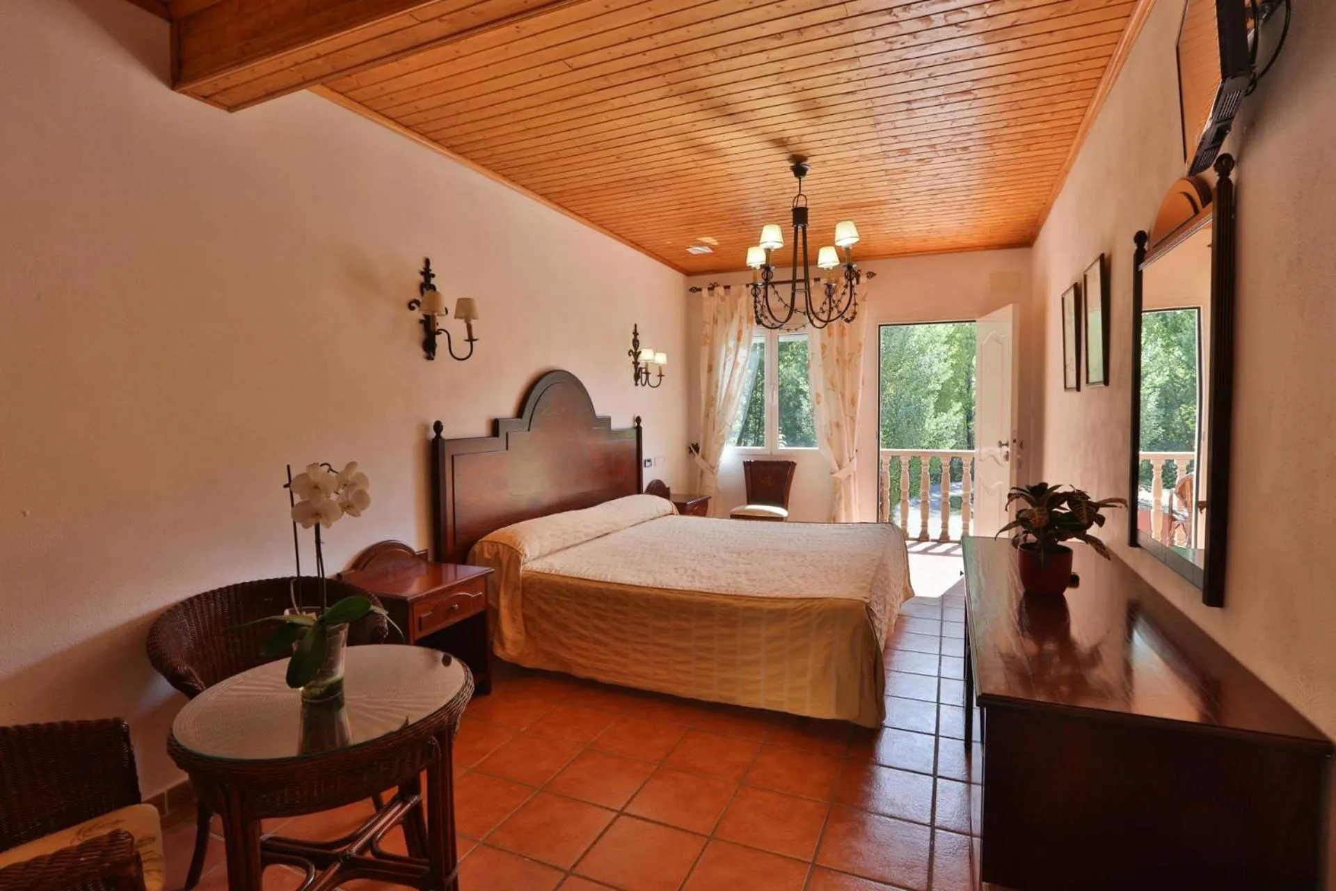 Photo of the whole room, Bed in Hotel Rural Noguera de la Sierpe