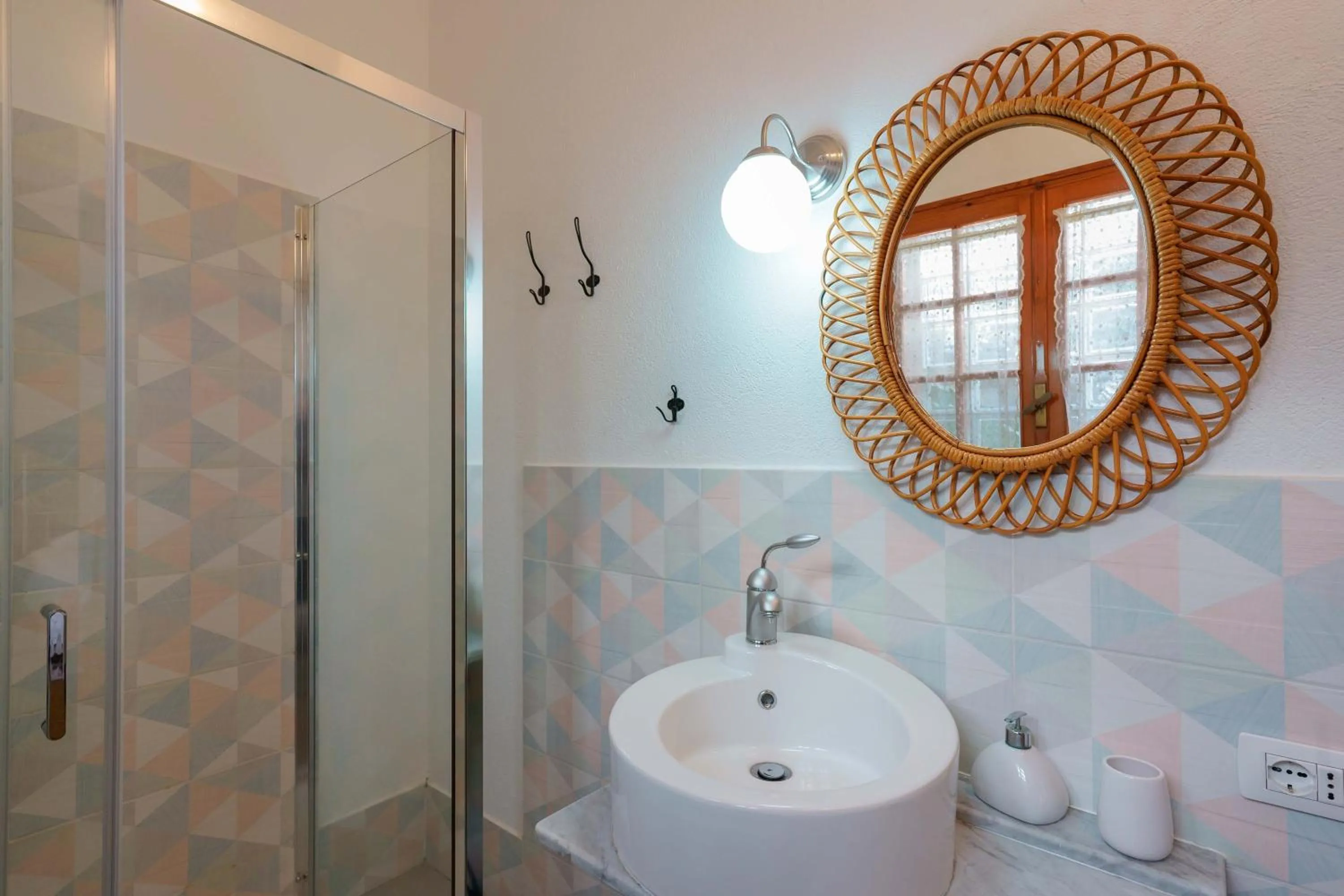 Bathroom in BB 1987 Pula