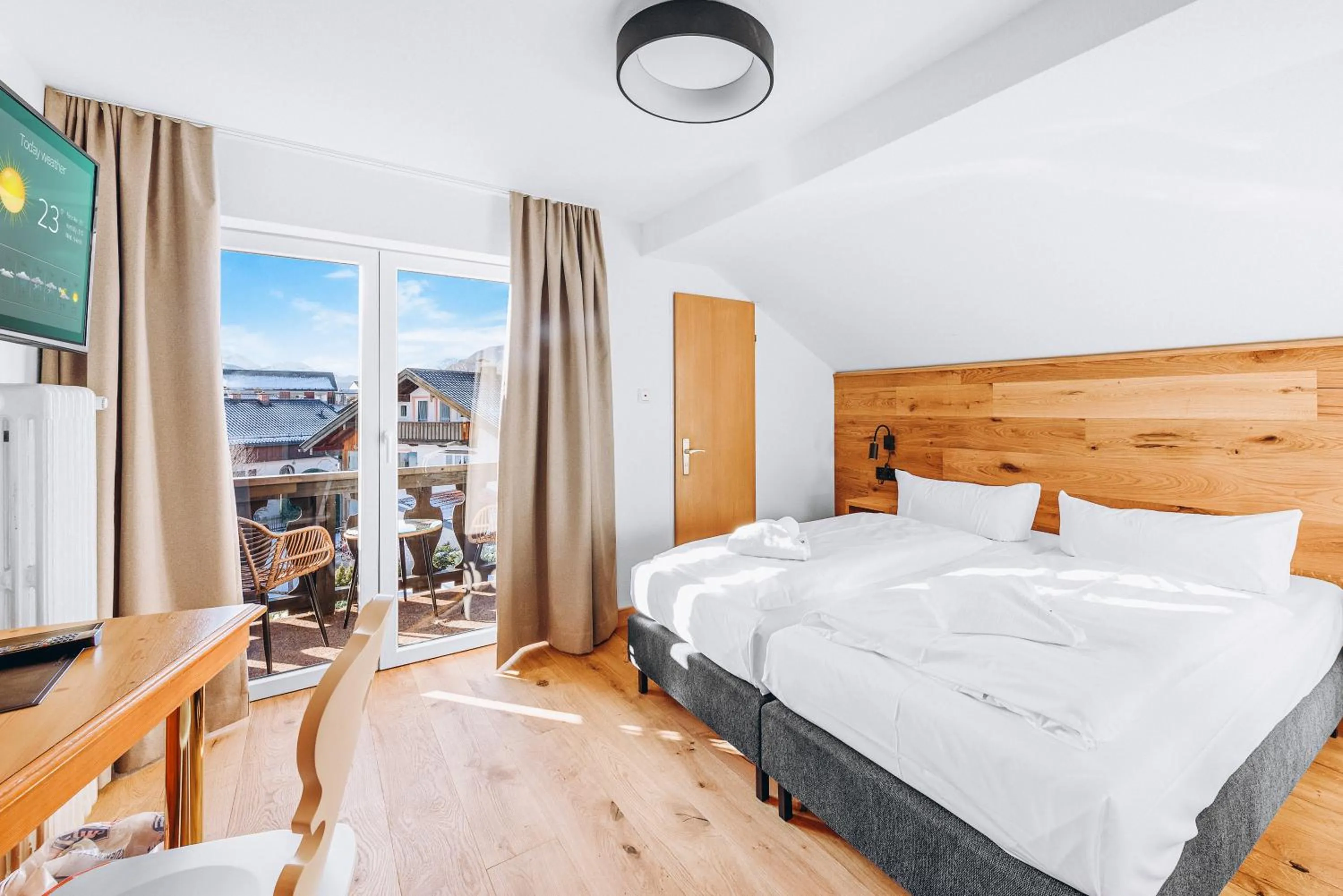 Bedroom, Bed in Weidegg - Hotel Garni