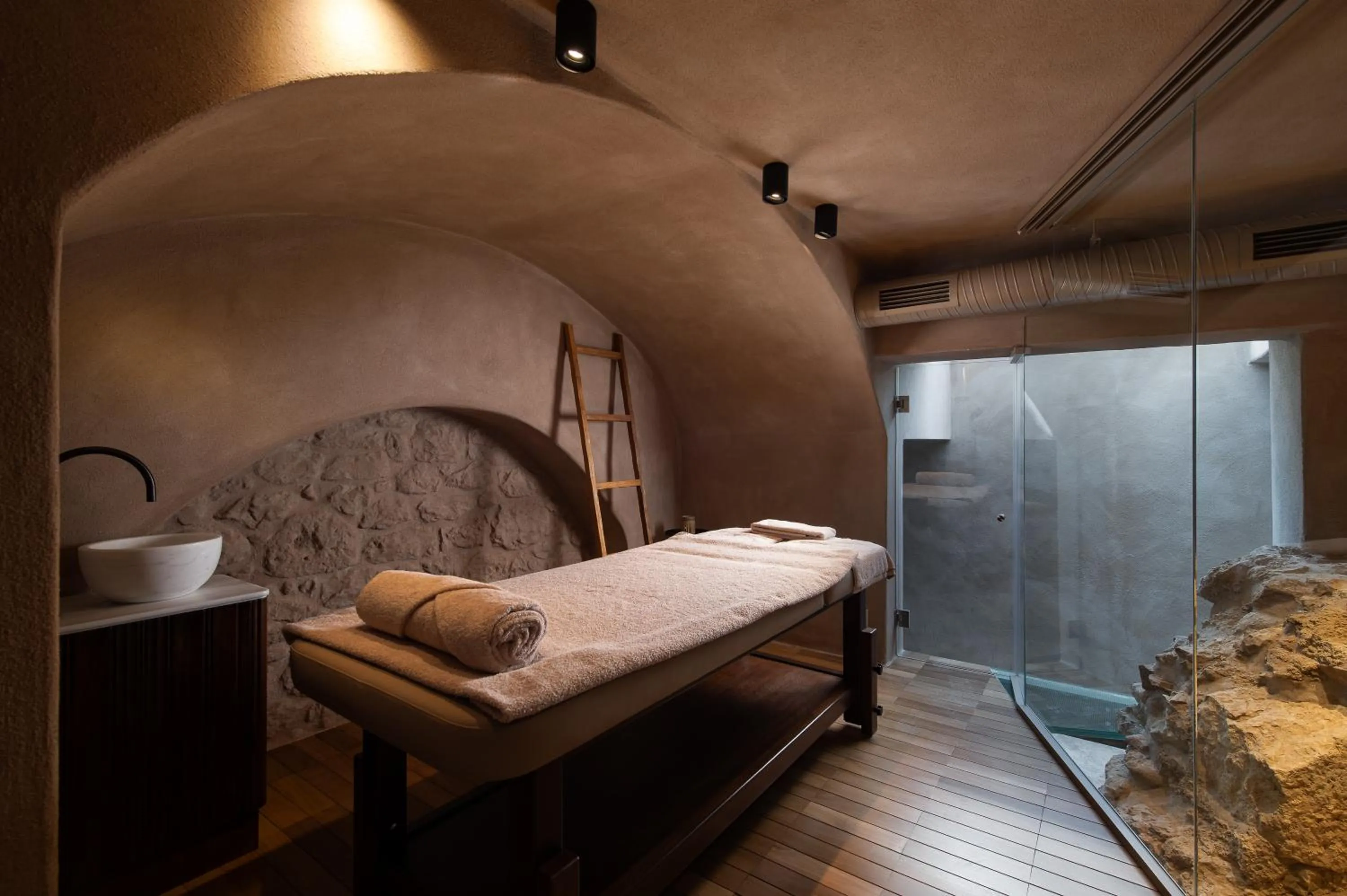 Spa and wellness centre/facilities in Niche Hotel Athens