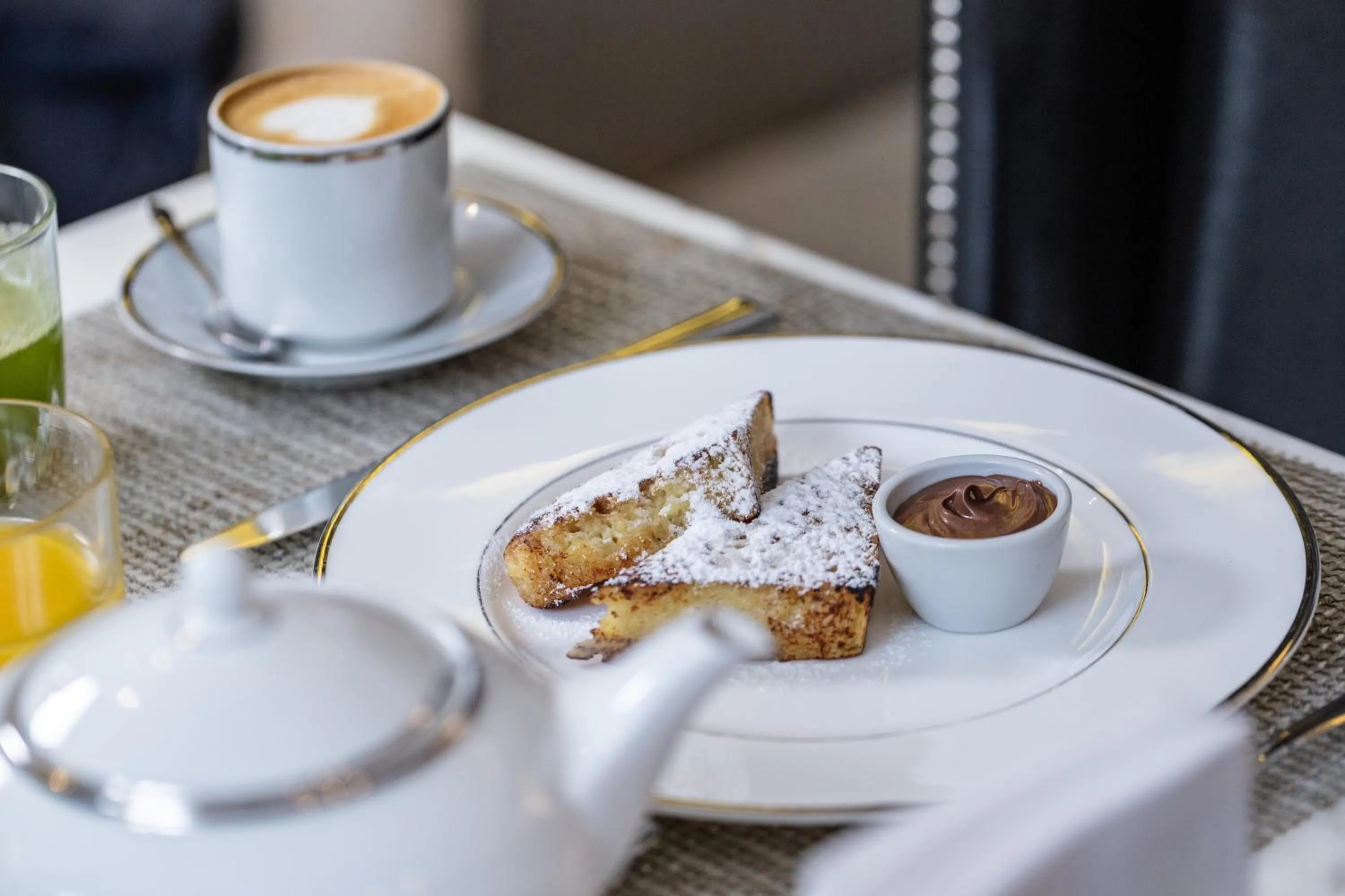 Breakfast in 1828 Smart Hotel Boutique