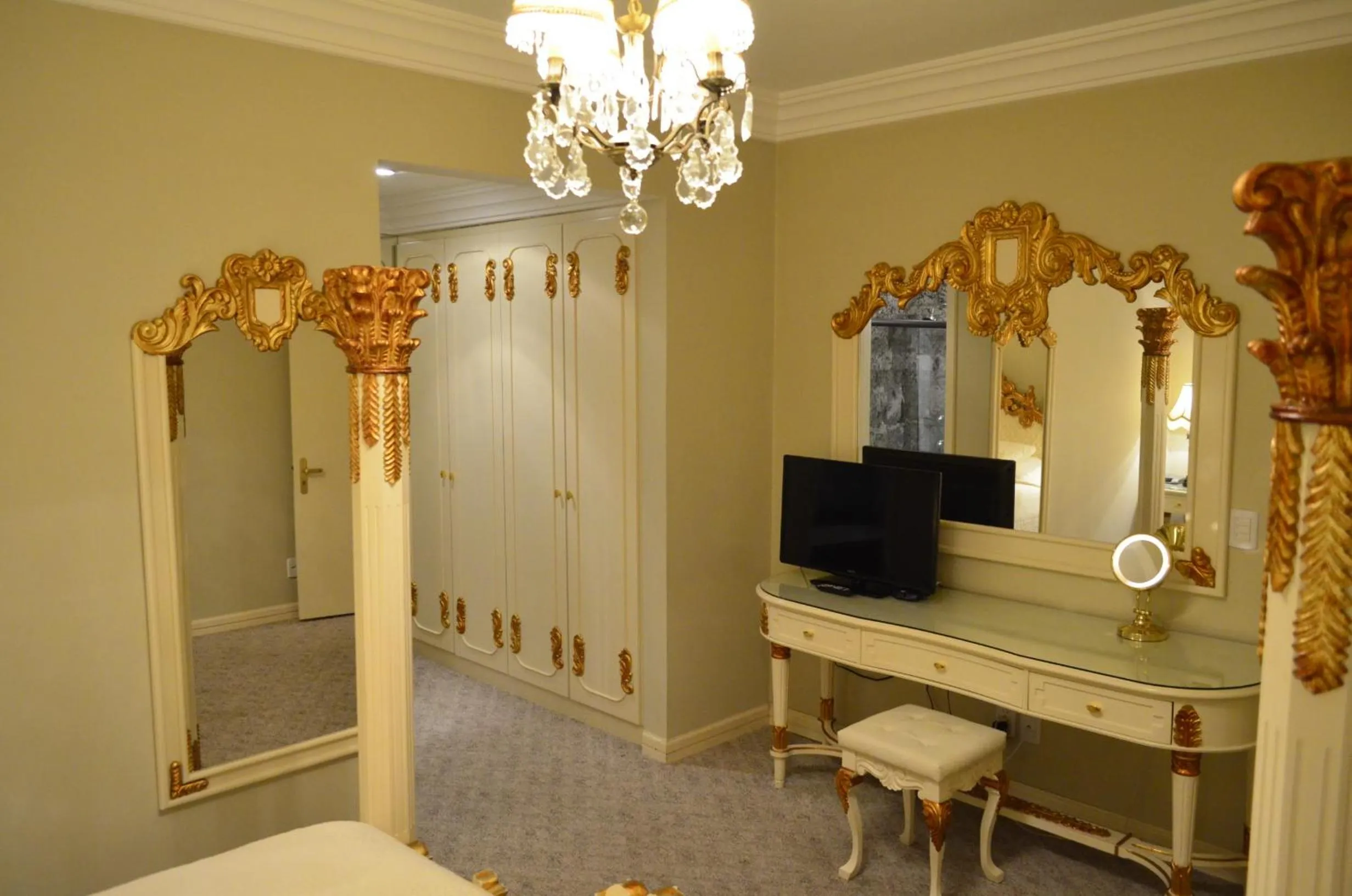 Bedroom in Hotel Bertaso