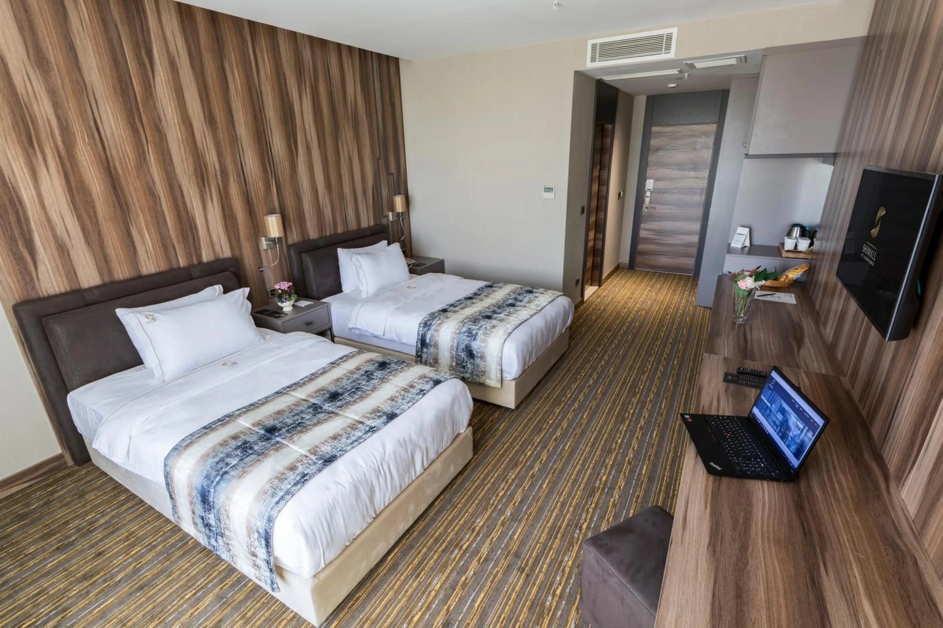 Bed in Shimall Deluxe