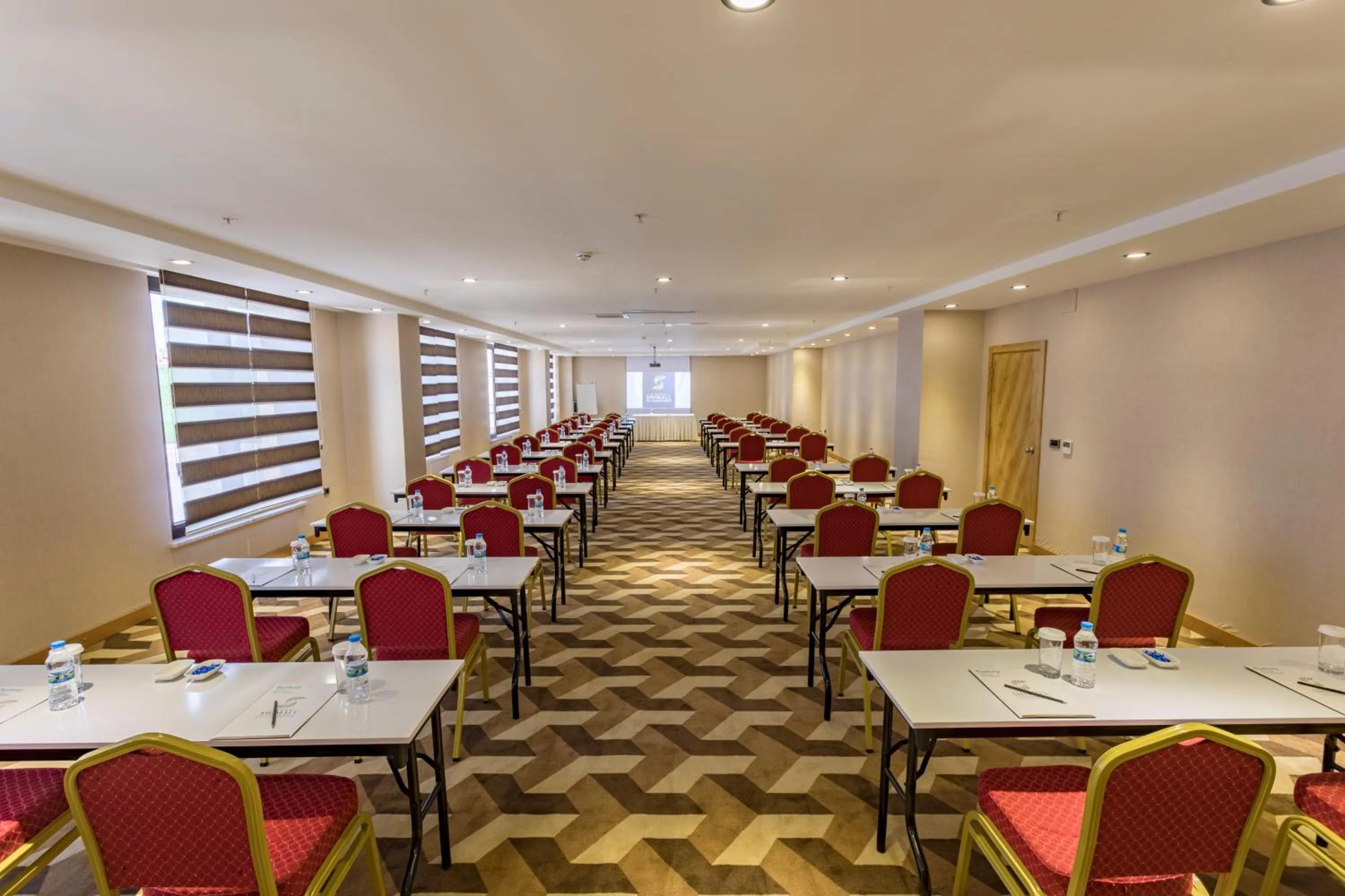 Meeting/conference room in Shimall Deluxe
