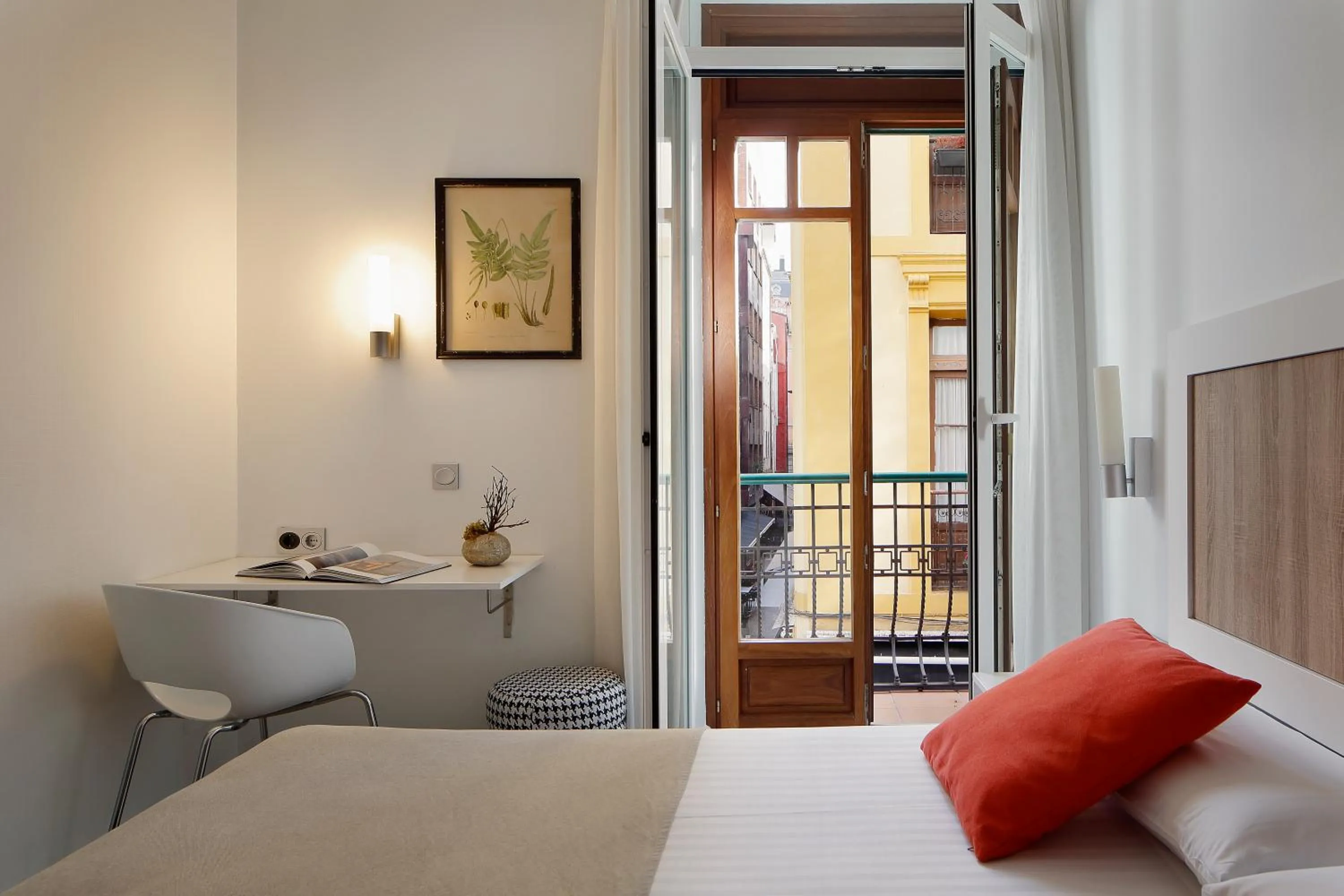 Bedroom, Bed in Hotel Santa Rosa, Blue Hoteles